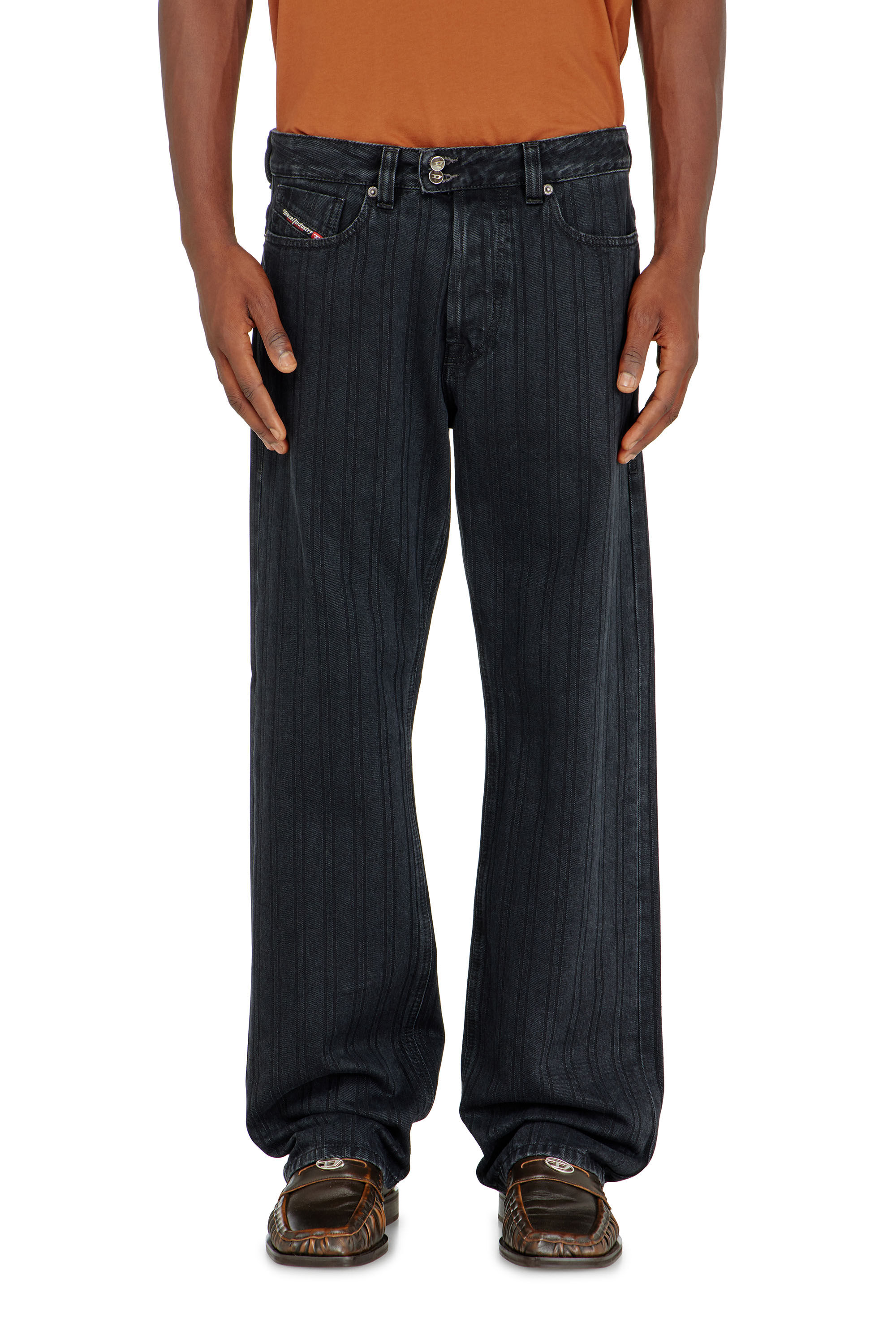 Diesel - Male's Relaxed Jeans 1980 D-Eeper 09Q12, ブラック/ダークグレー - 5