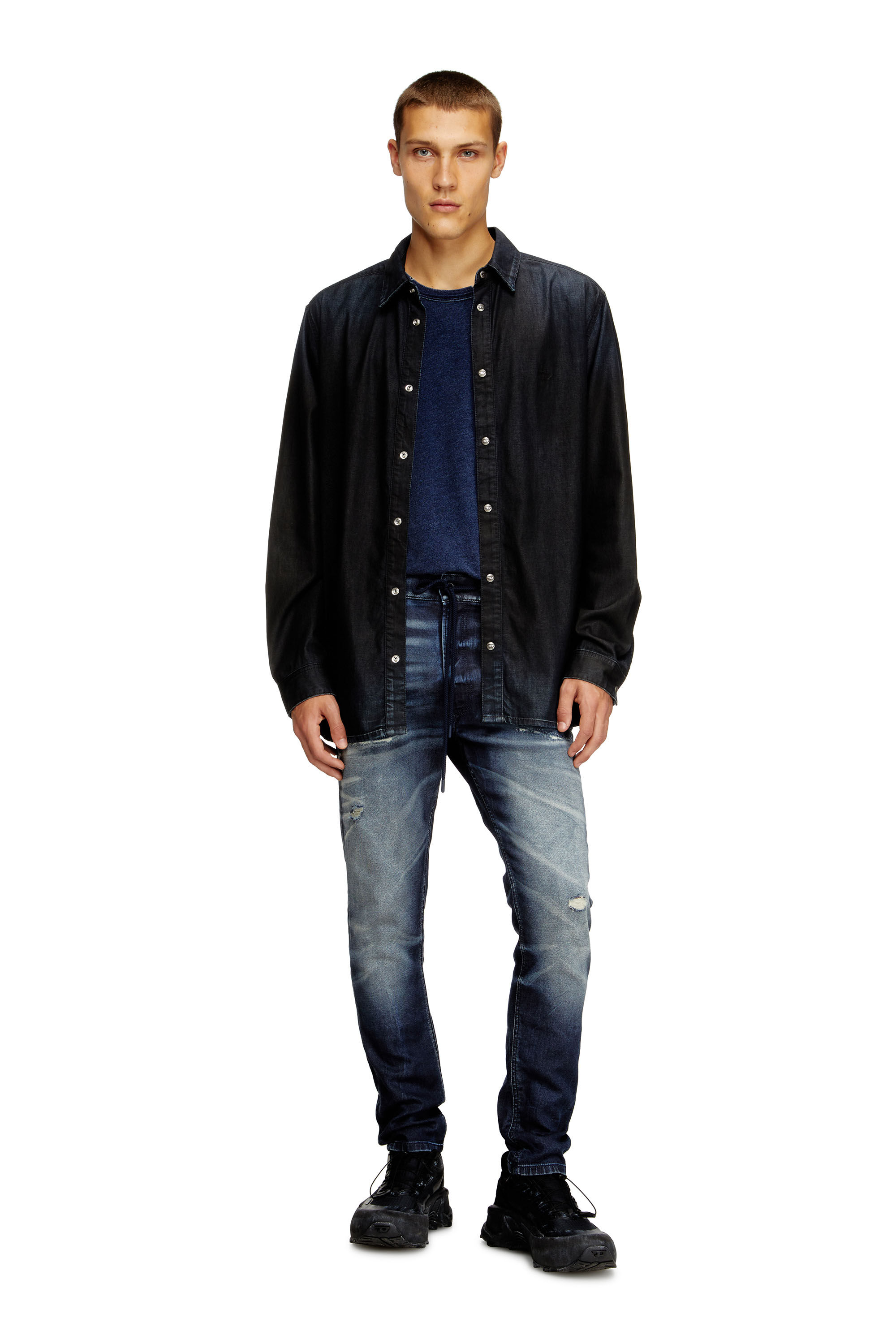 23AW ディーゼル DIESEL メタル Dロゴ 短丈 クロップドデニムトップ DIESEL（ディーゼル） メンズ ショートパンツ ロゴ D-KROOLEY ダメージ