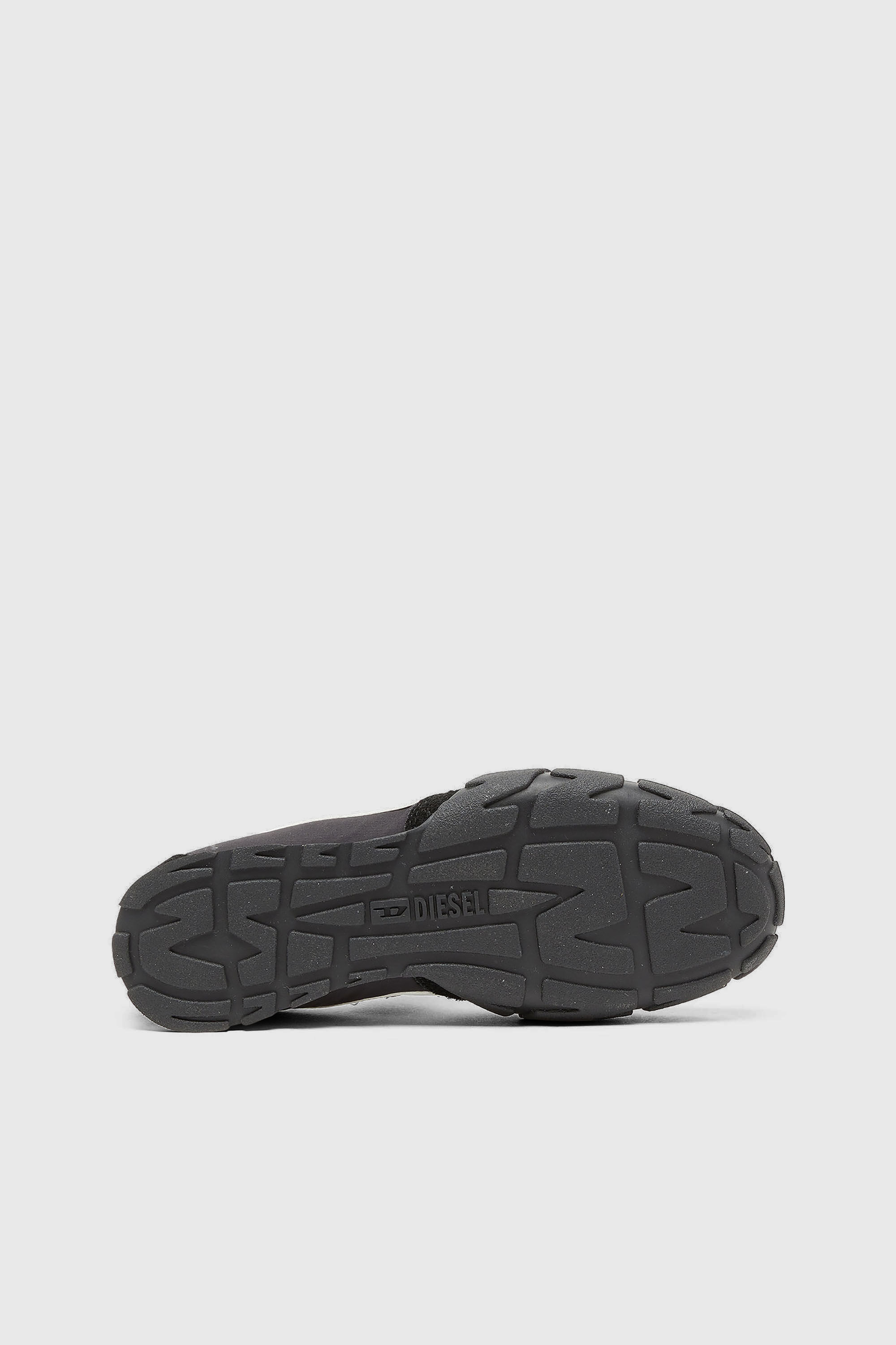 Diesel - S-PAGODHA SLIP-ON W, Female's スニーカー in ブラック/ホワイト - 4