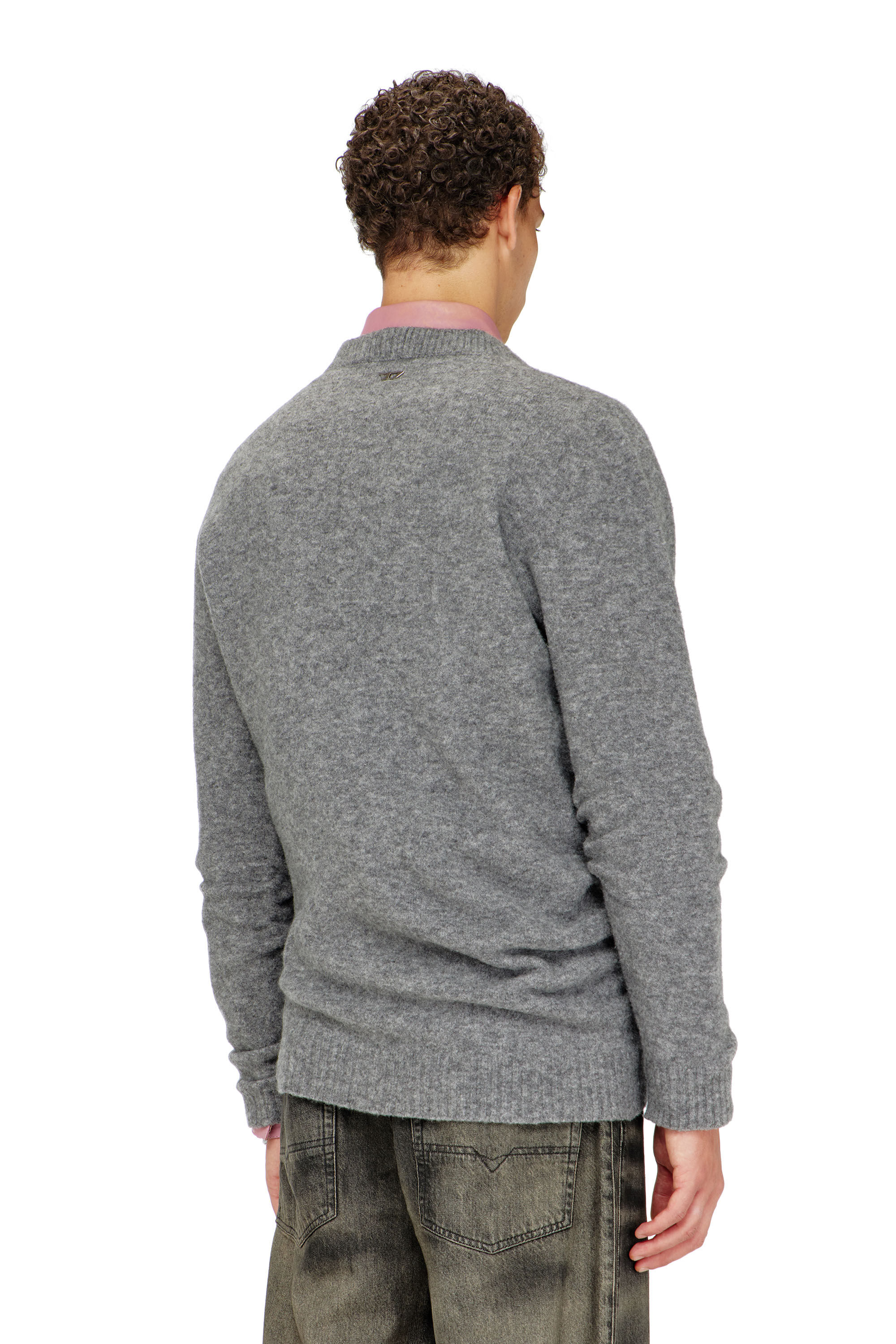Diesel - K-ANDIE, Male's V-neck jumper in wrinkled boiled knit in null - 5