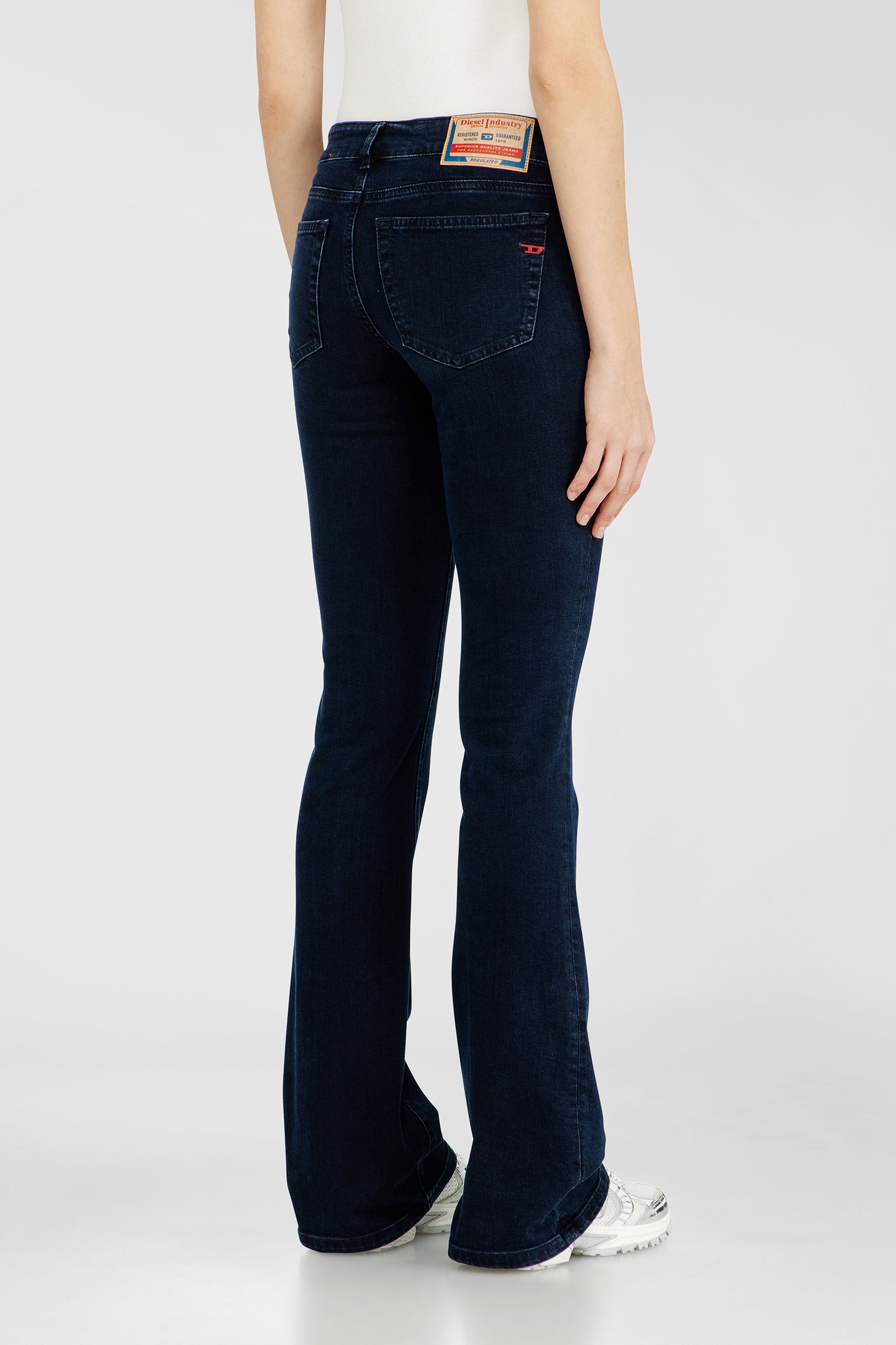 Diesel - Female's Bootcut Jeans 1969 D-Ebbey 0KBBG, null - 5