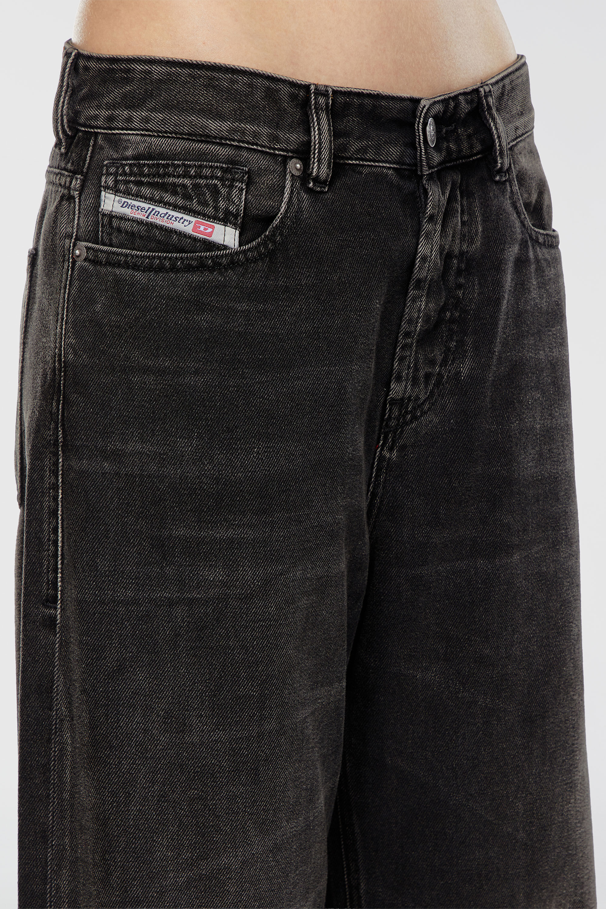 DIESEL®】ウィメンズリラックスデニム1996 d-sire｜ディーゼル公式
