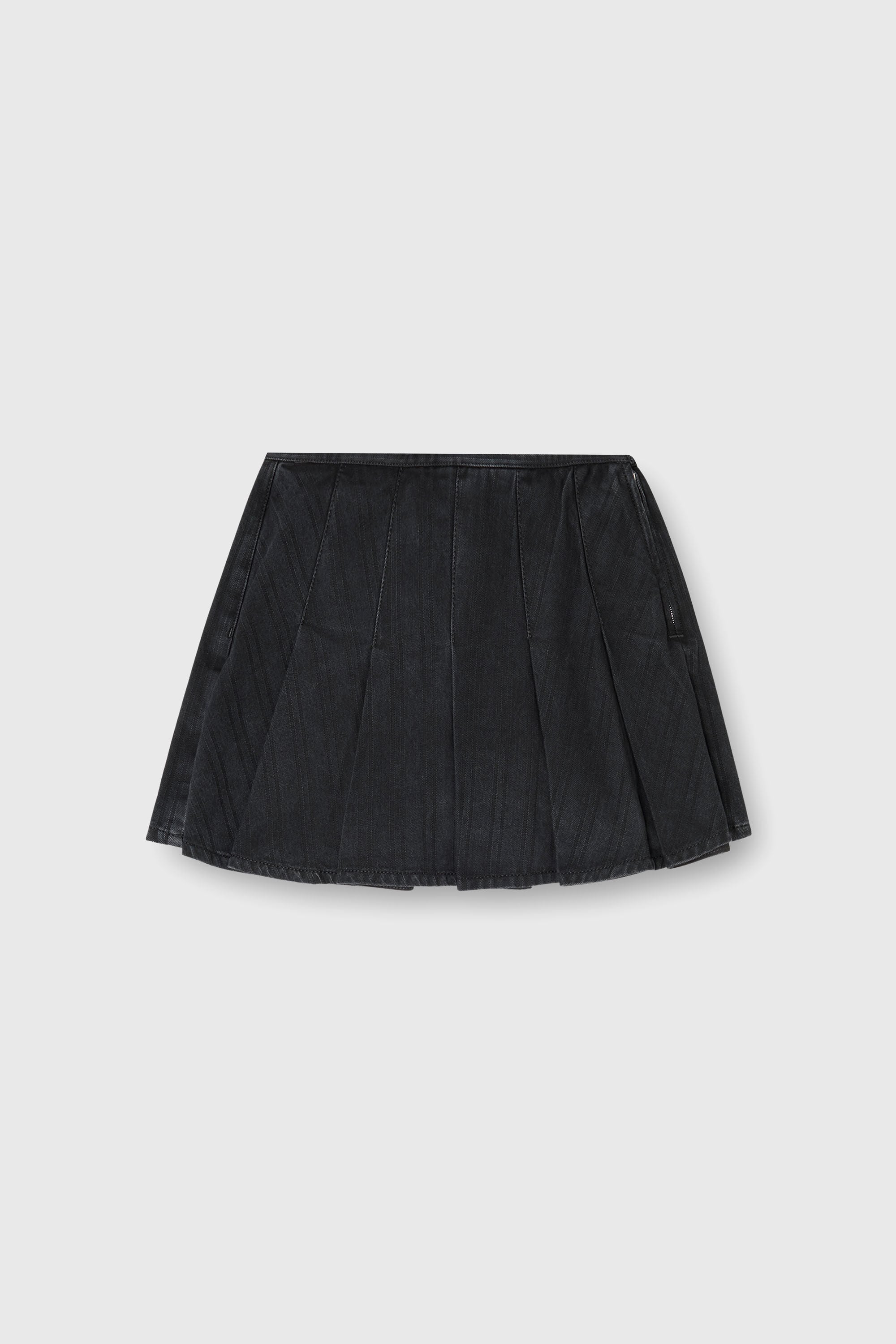 Diesel - DE-SHERO, Female's デニムショートパンツ in ブラック - 2