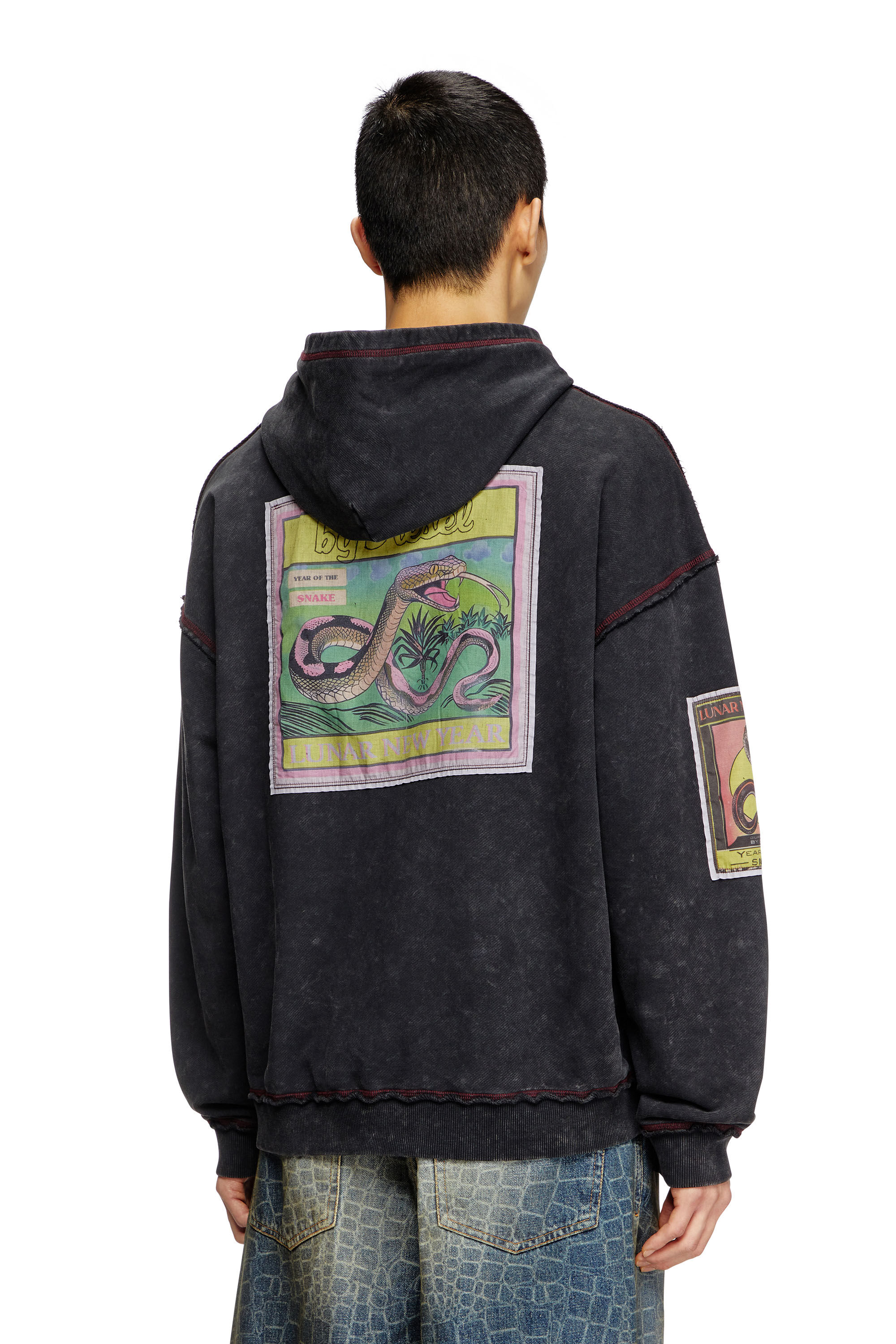Diesel - CL-S-BOXT-HOOD-SNAKE, Unisex's Treated hoodie with snake patches in ブラック - 4