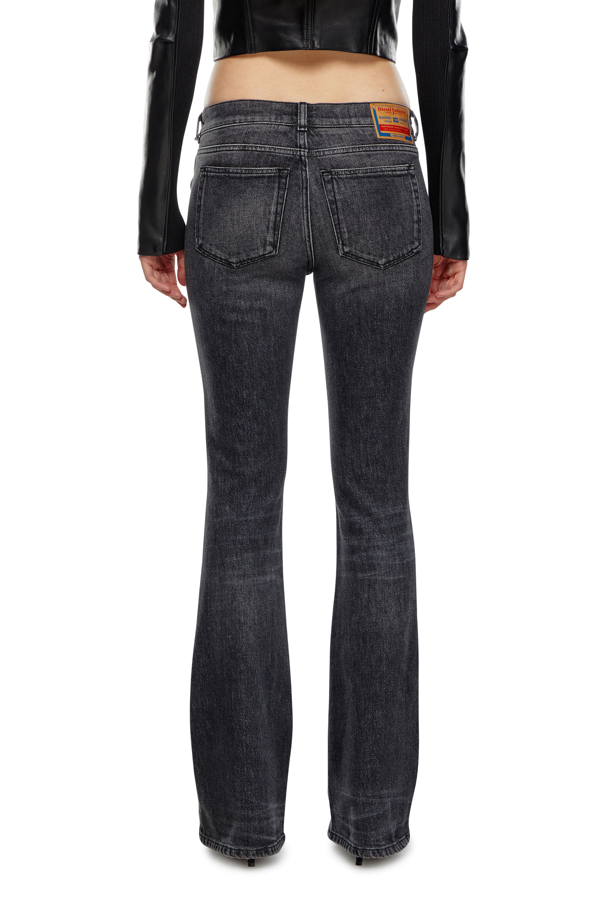 Diesel - Female's Bootcut Jeans 1969 D-Ebbey 0CKAH, ブラック/ダークグレー - 5