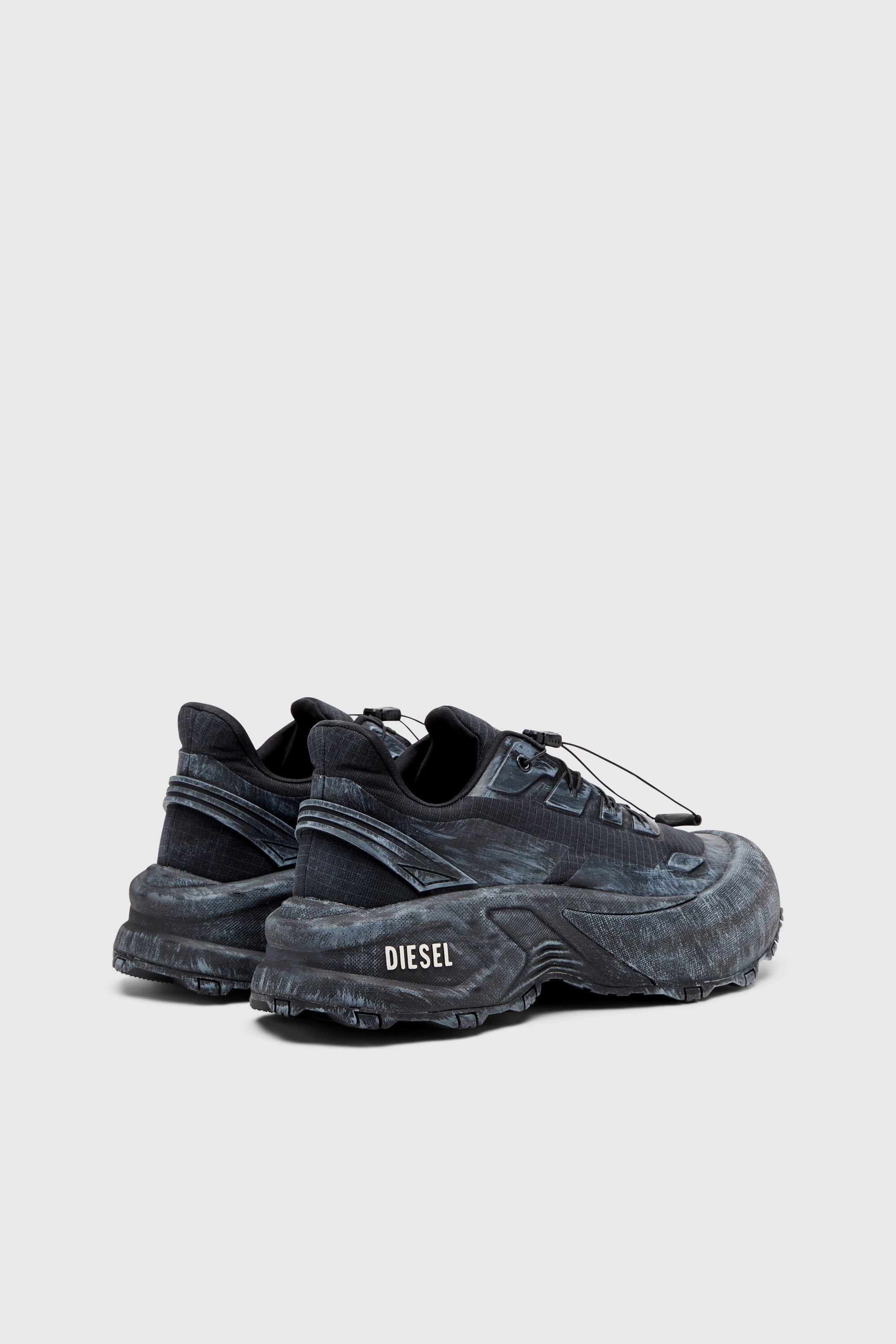 D-CAGE RUNNER スニーカー｜ブラック｜メンズ｜DIESEL