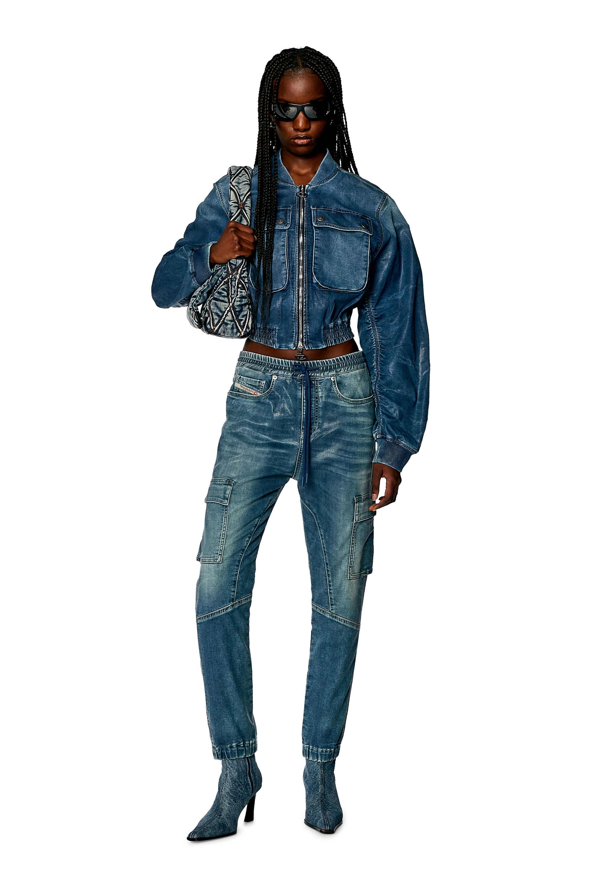 Diesel ウィメンズ デニム 2051 D-Ursy Track Denim スリム ジーンズ ミディアムブルー｜ディーゼル（DIESEL ）公式オンラインストア