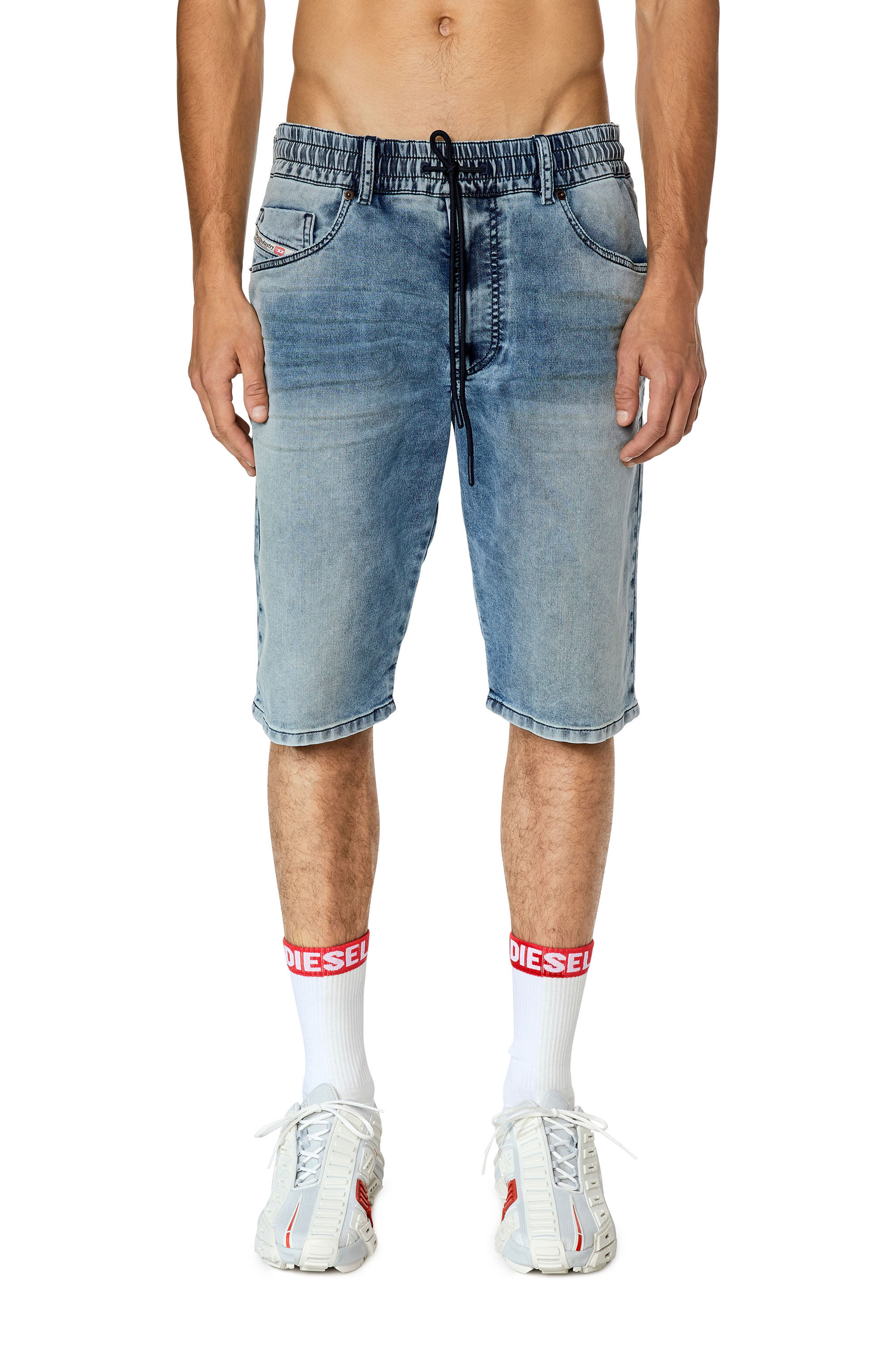 Diesel - D-KROOLEY-SHORT JOGG, Male's デニム リヨセル ショートパンツ ジョグジーンズ in ミディアムブルー - 3
