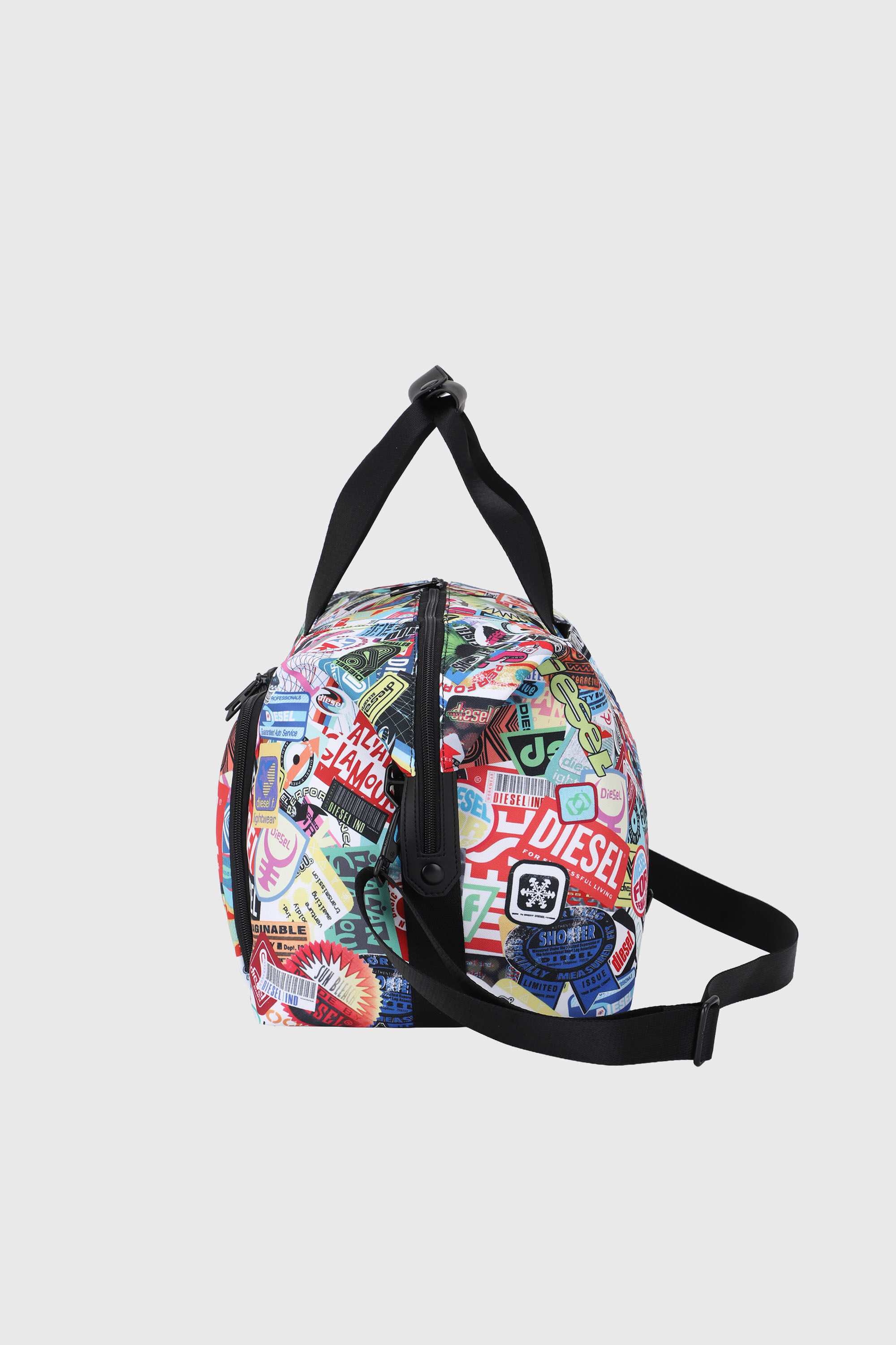 DIESEL PC PRINTED DUFFLE-STICKERS- DSB00 Pratical duffle bag with