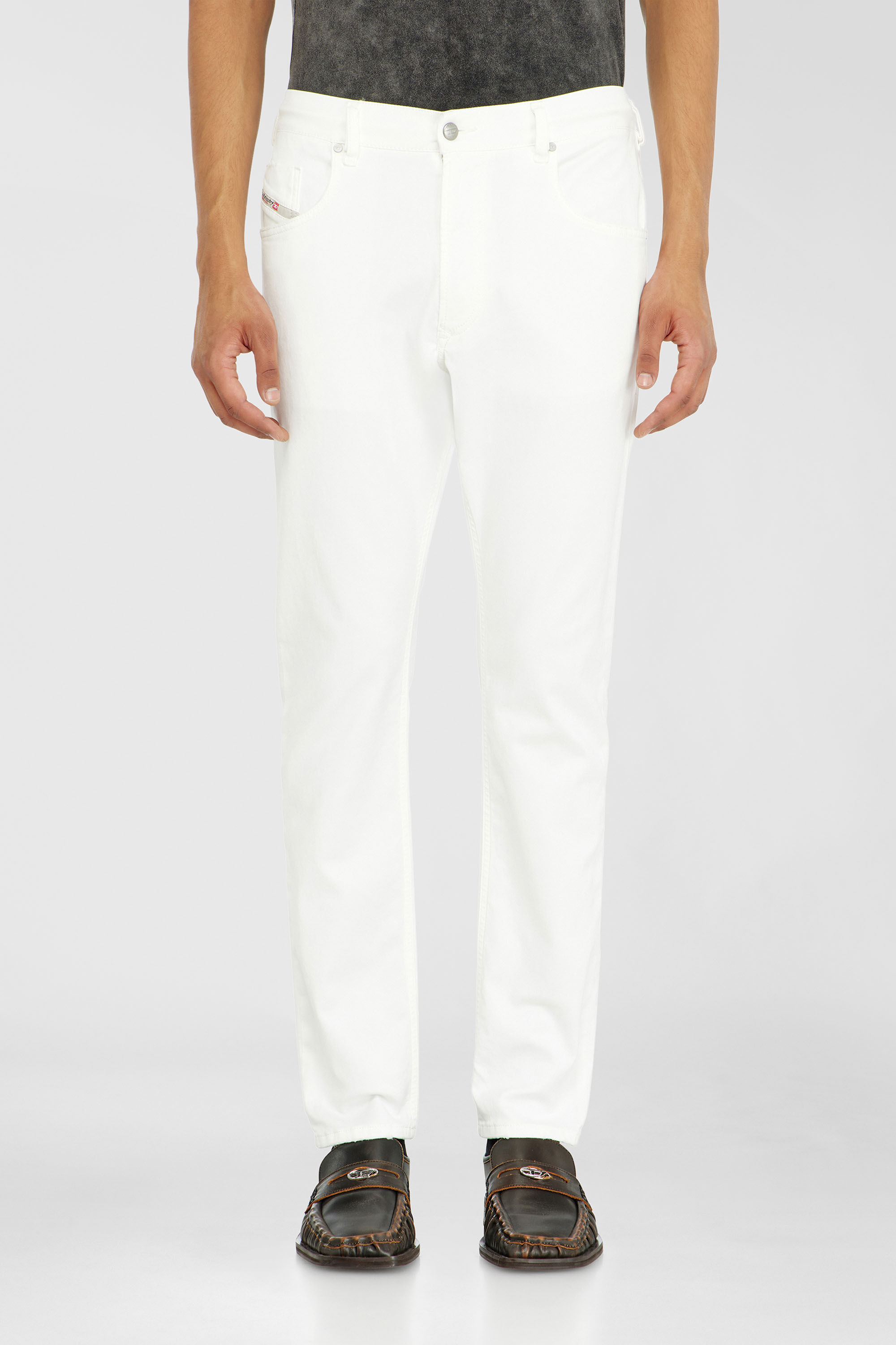 Diesel - Male's Regular 2032 D-Krooley-BW Joggjeans&reg; 068HX, ホワイト - 3