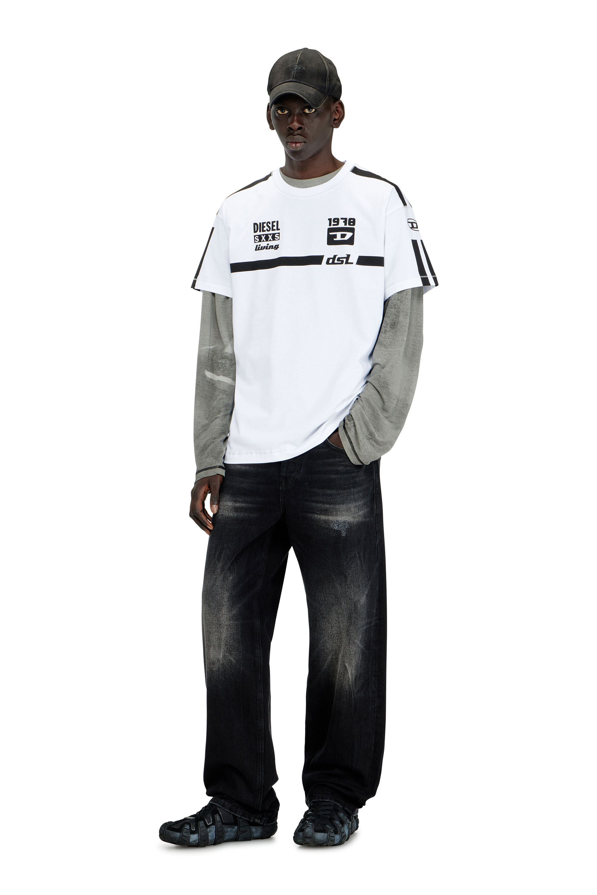 Diesel - T-NORM-V12, Male's Tシャツ in ホワイト - 1