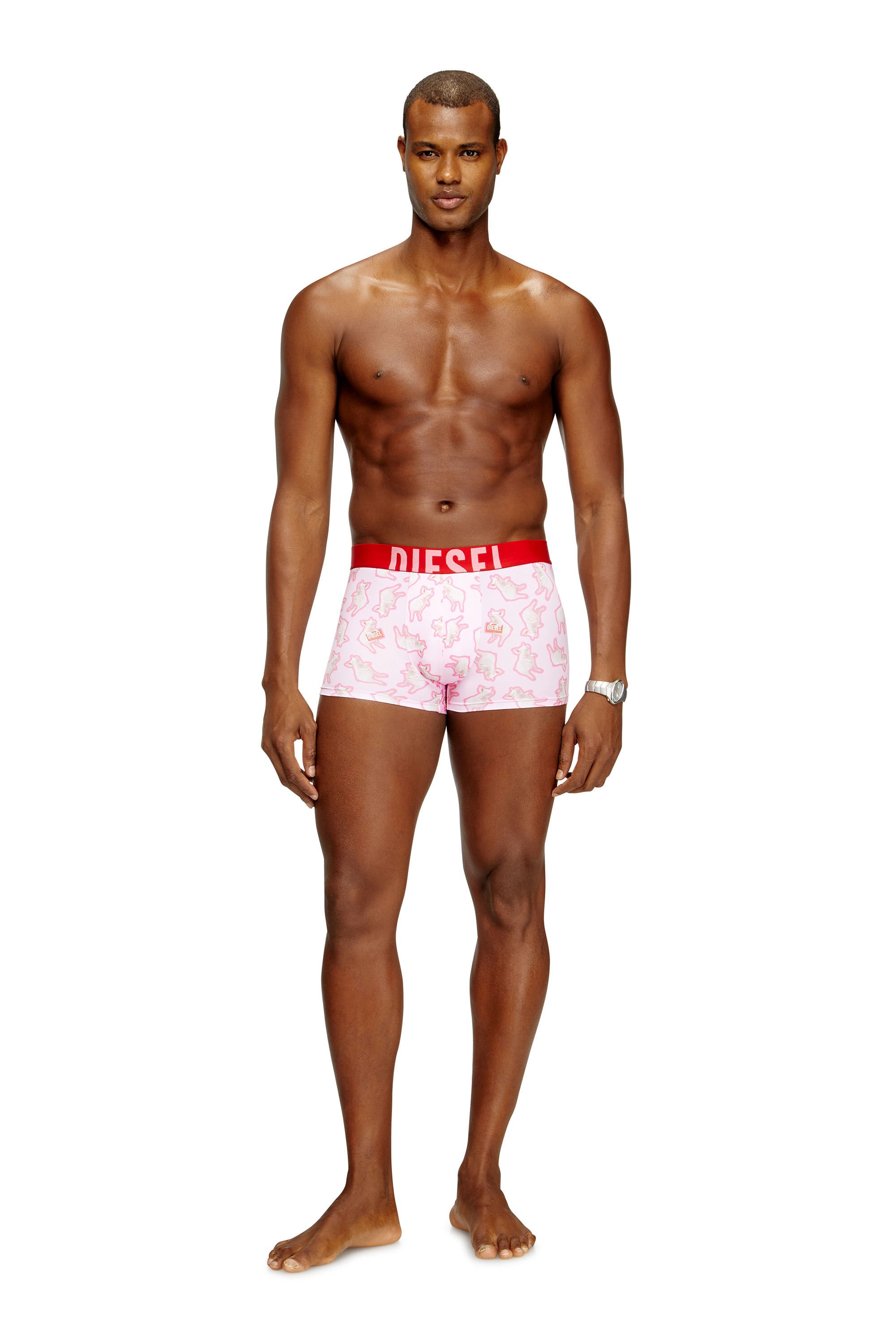 Diesel - DAMIEN-D-POP-40, Male's Herren-Boxershorts mit durchgehendem Animal-Print für einen verspielten Akzent. Abgeschlossen mit einem 4 cm breiten elastischen Jacquard-Bund, der mit einem auffälligen Diesel-Logo versehen ist. Die weiche Strickkonstruktion bietet Bewegungsfreiheit und einen stützenden Sitz. in ピンク / ホワイト - 1