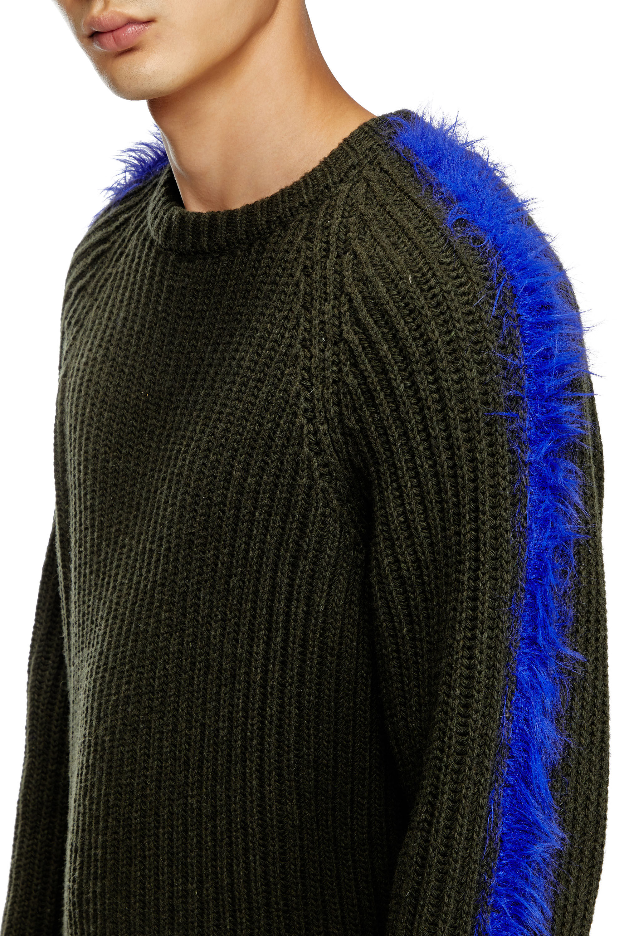 Diesel - K-TRICKY, Male's Wool-blend jumper with fuzzy bands in オリーブグリーン - 4