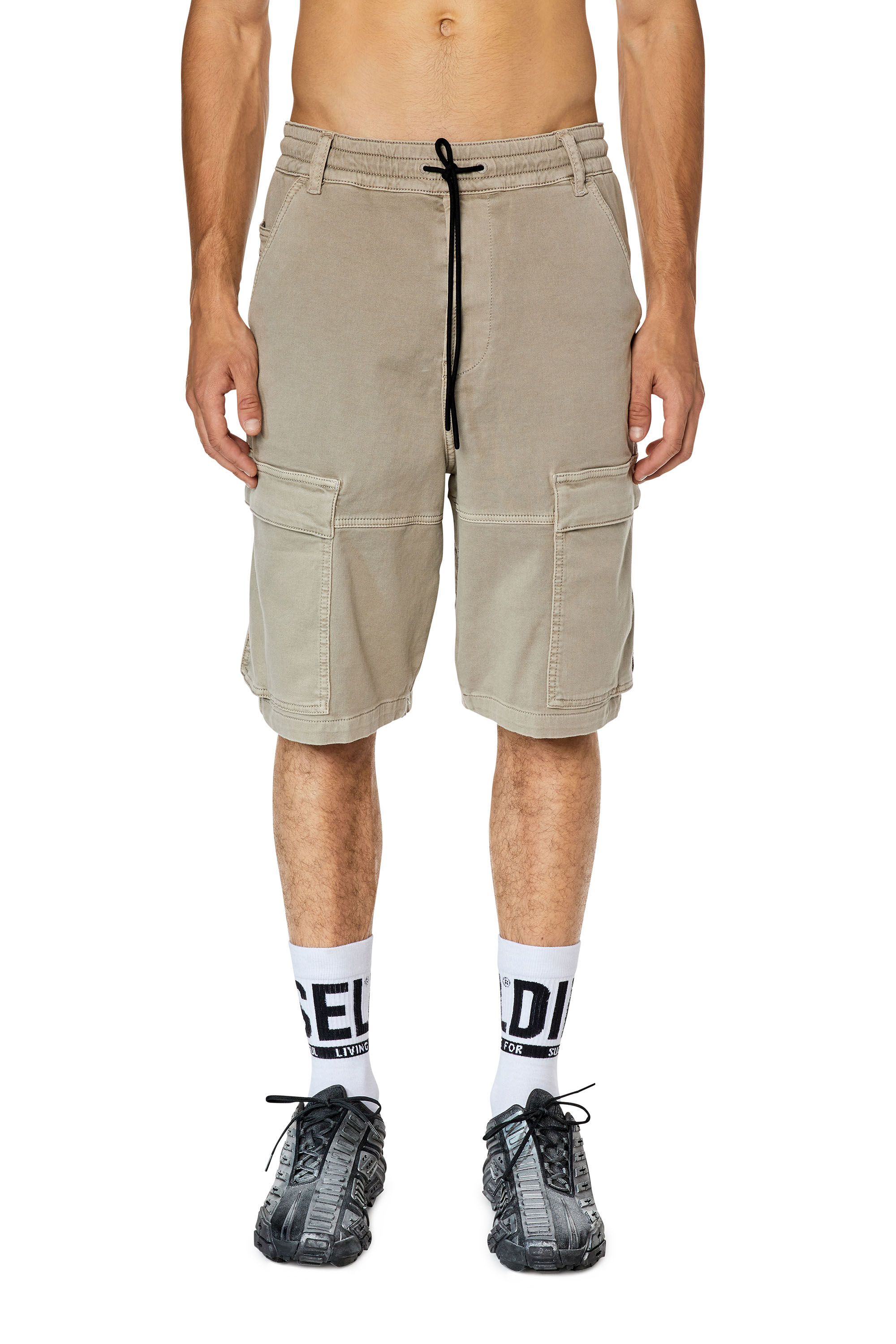 Diesel - D-KROOLEY-CARGO-SHORT JOGG, Male's ハーフパンツ ショートデニム ミリタリー スウェットデニム in ライトグレー - 3