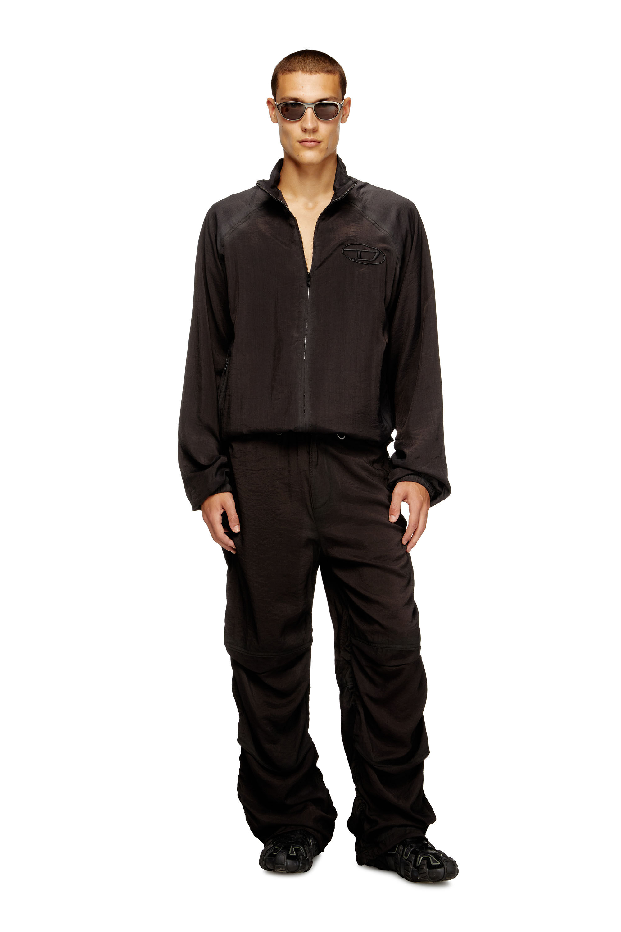Diesel - P-DAILY, Male's Utility pants in light, crinkled fabric in ブラック - 3