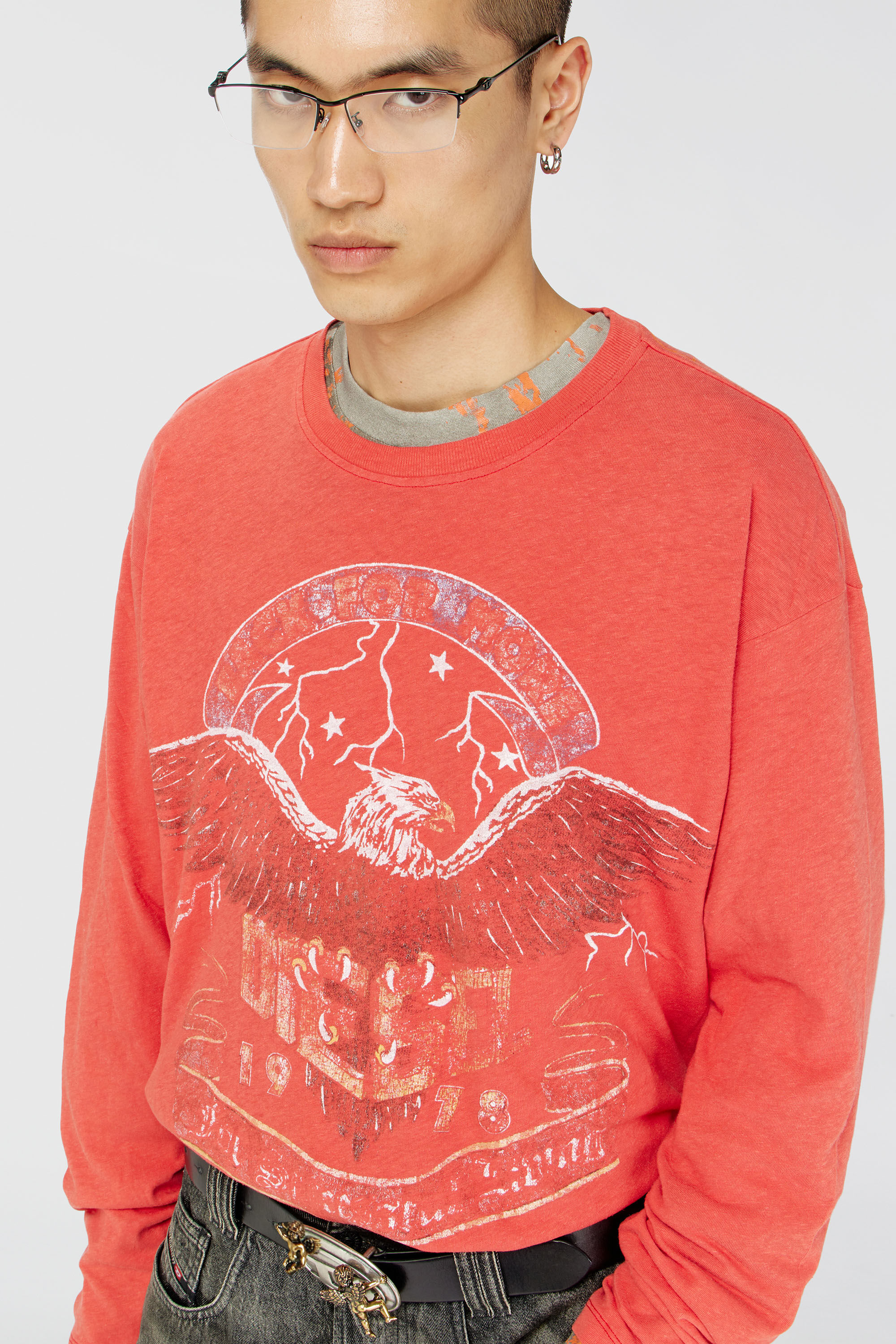 Diesel - T-GERI-LS, Male's Long-sleeve T-shirt with concert graphics in コーラルローズ - 4