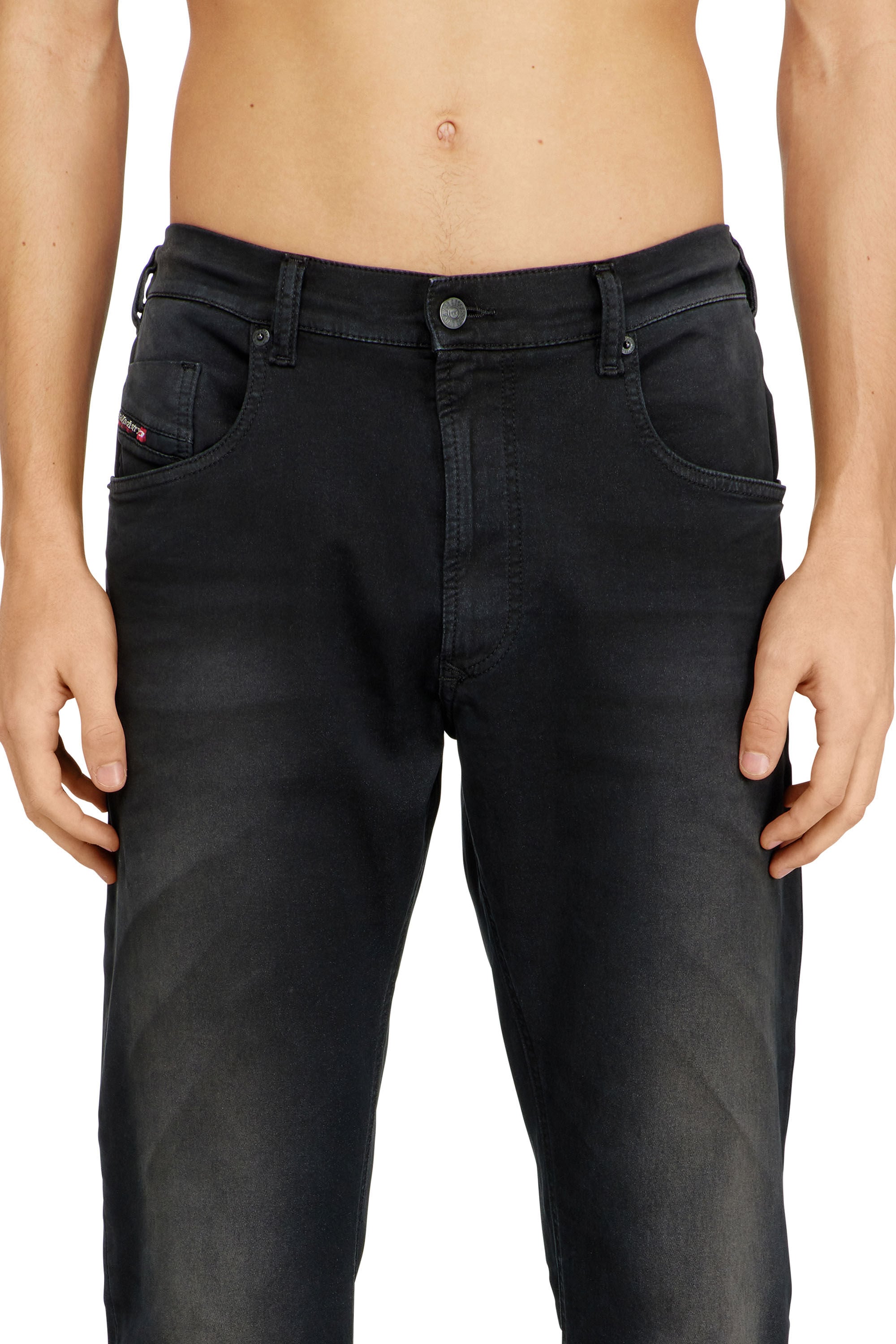 Diesel - Male's Regular 2032 D-Krooley-BW Joggjeans&reg; 0670M, ブラック - 5