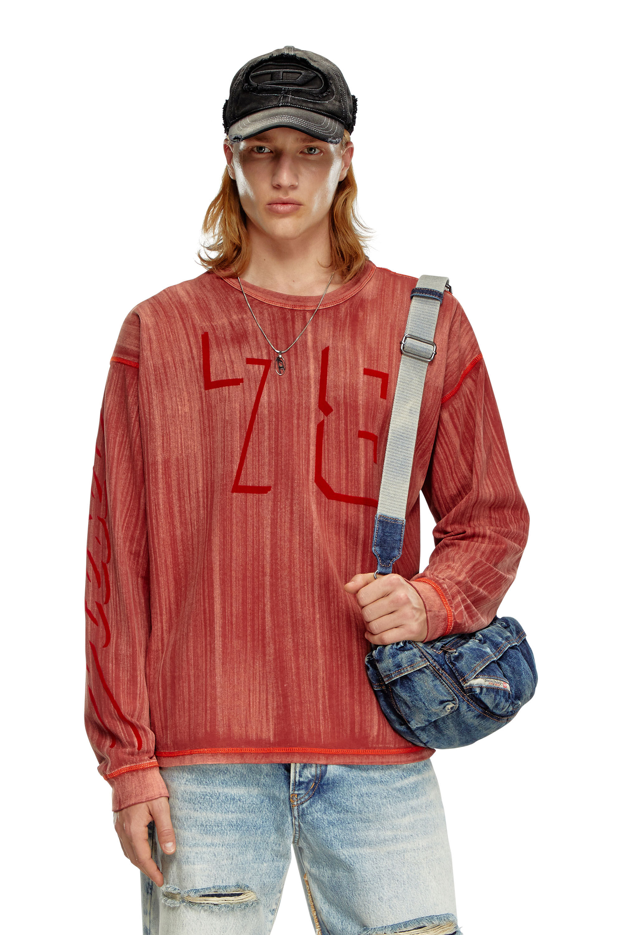 T-BOXT-LS-Q2 Long-sleeve T-shirt with brushstroke fading｜レッド｜メンズ｜DIESEL