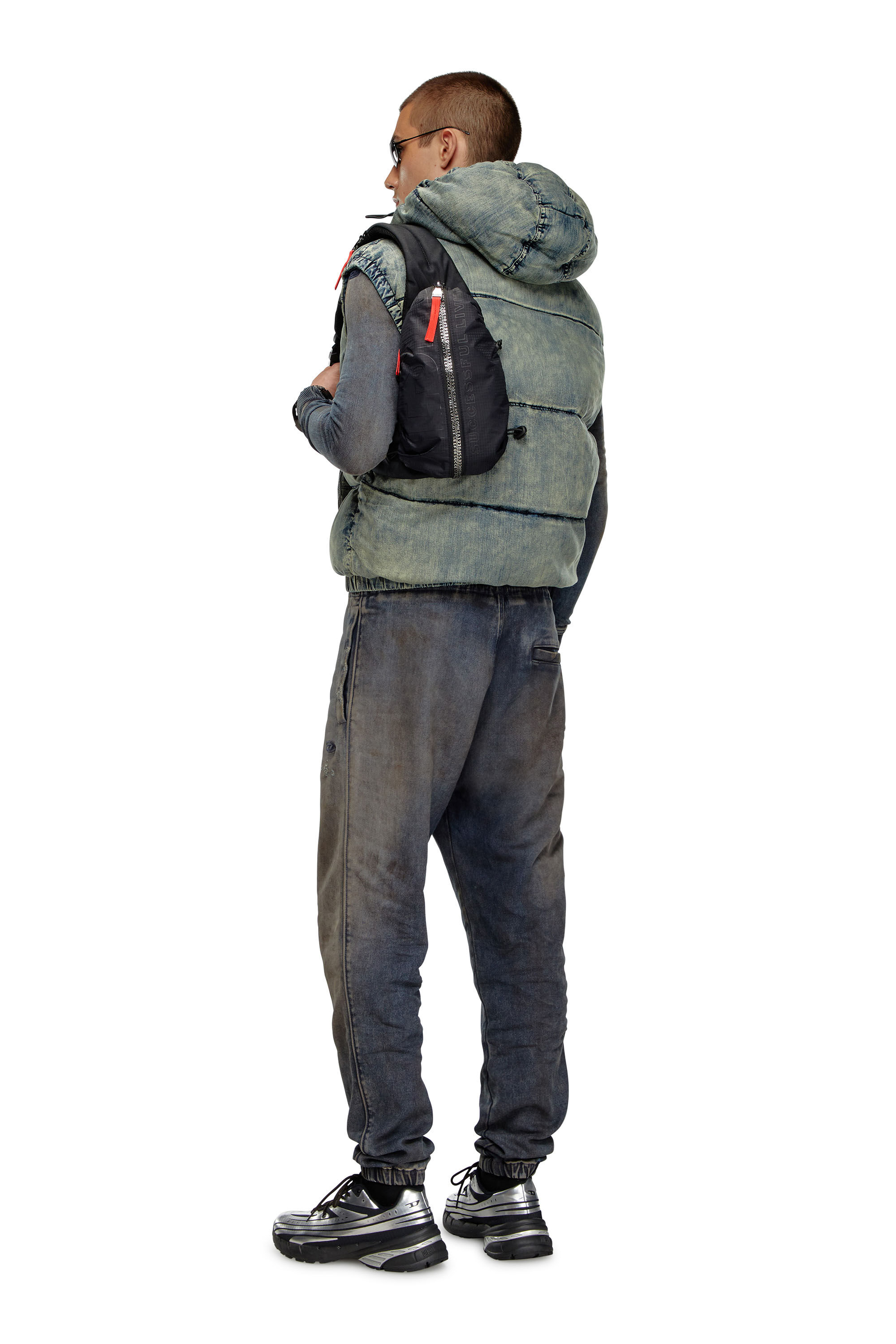 Diesel - ZIP-D CROSSBODY X, Male's Zip-D-Sling bag in check-jacquard shell in ブラック - 1
