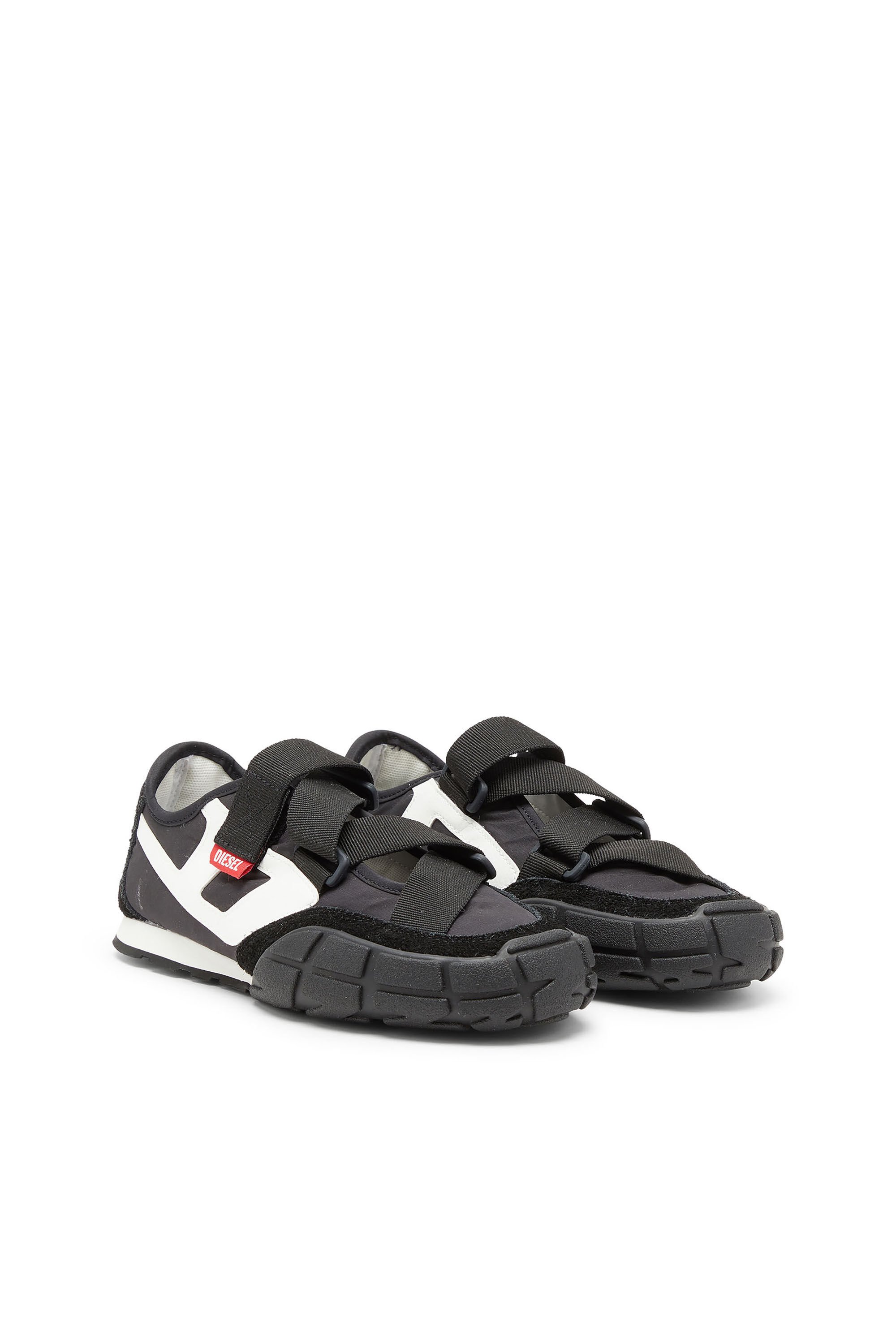 Diesel - S-PAGODHA SLIP-ON W, Female's スニーカー in ブラック/ホワイト - 3