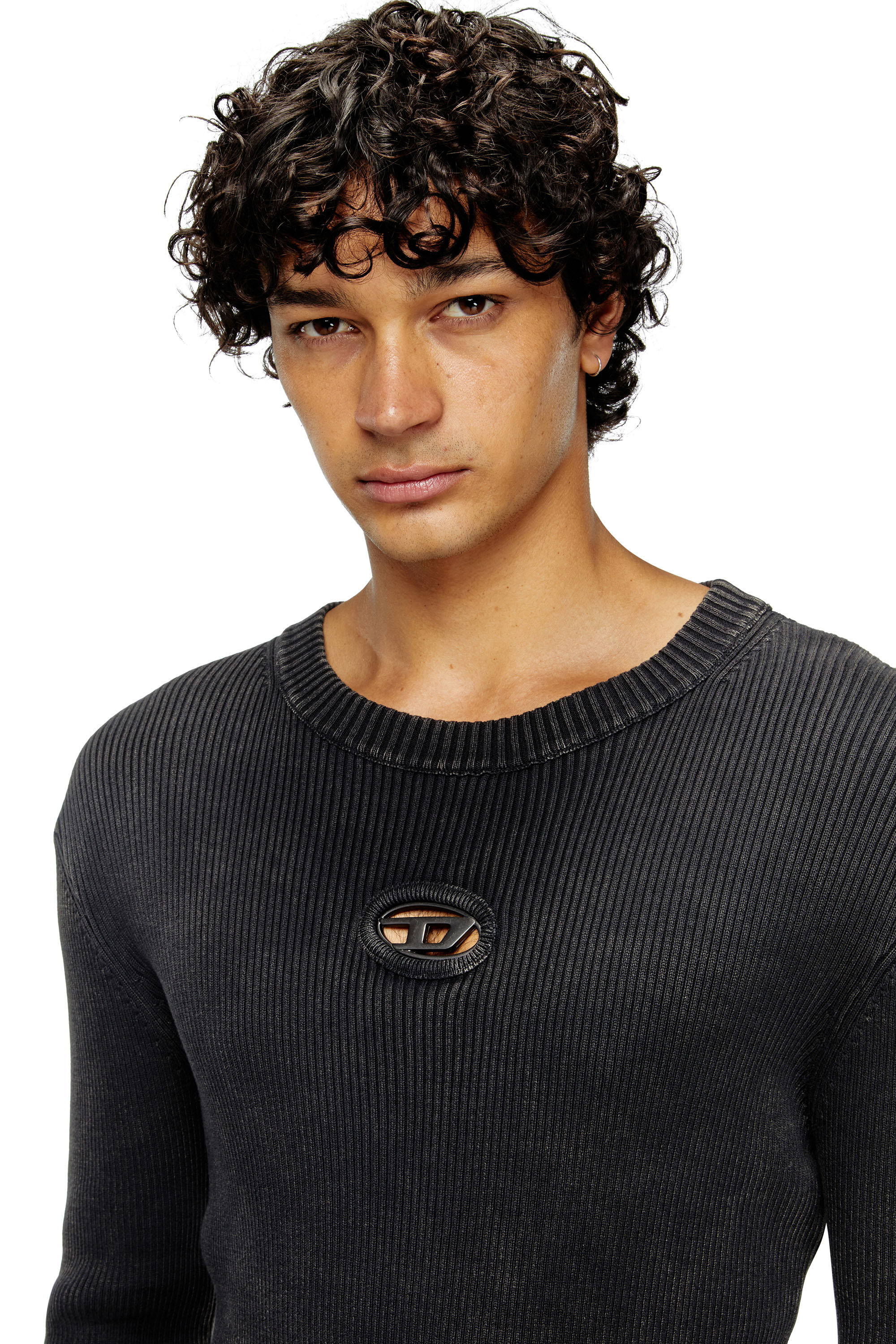 Diesel - K-DARIN-D, Male's Distressed jumper with cut-out logo in ブラック - 4