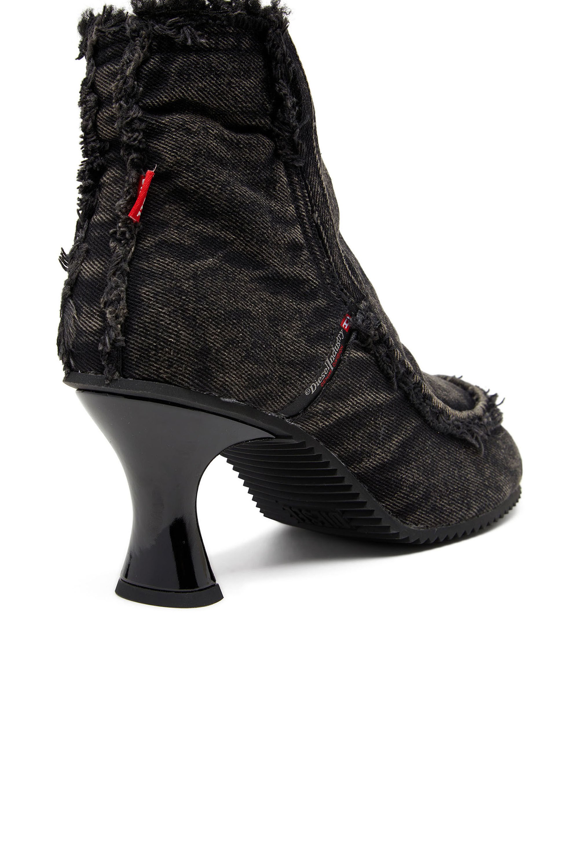 Diesel - D-WOODSTOCK HEEL AB, Female's アンクルブーツ in ブラック - 5