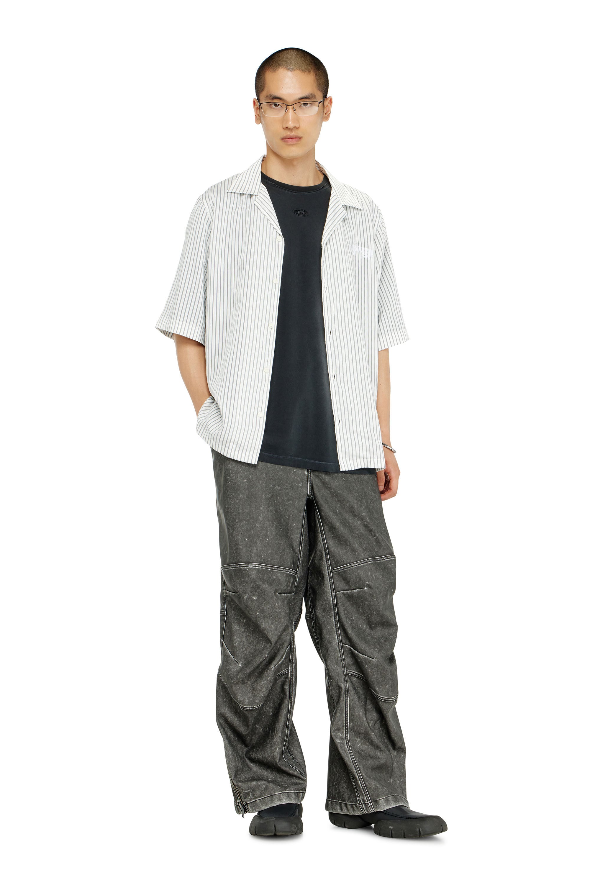 Diesel - T-POCK, Male's Tシャツ in ブラック - 1