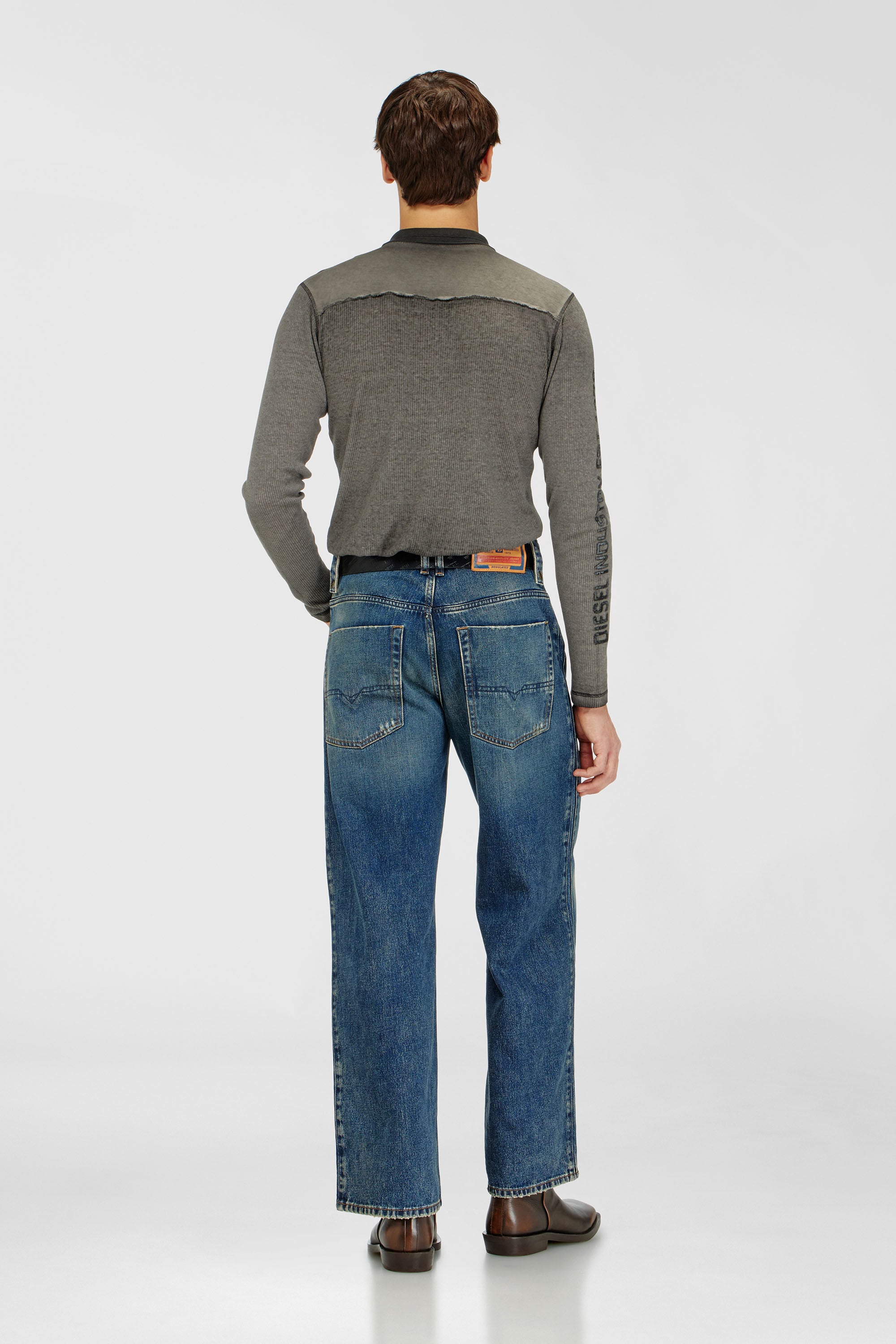 Diesel - Unisex's Relaxed Jeans 1982 D-Hakou 007FP, ダークブルー - 3