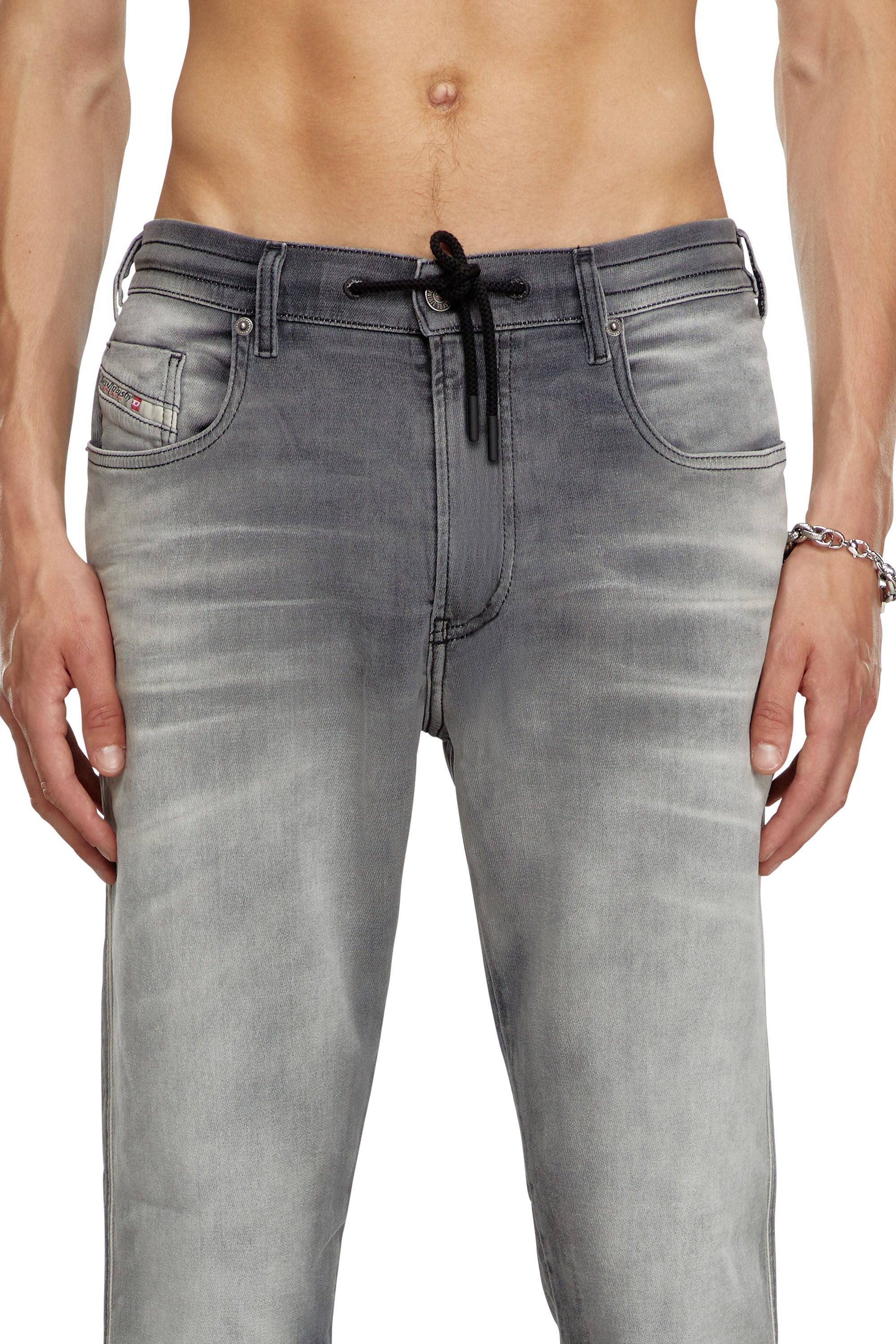 Diesel - Male's Slim 2060 D-Strukt Joggjeans® 068LR, ダークグレー - 4