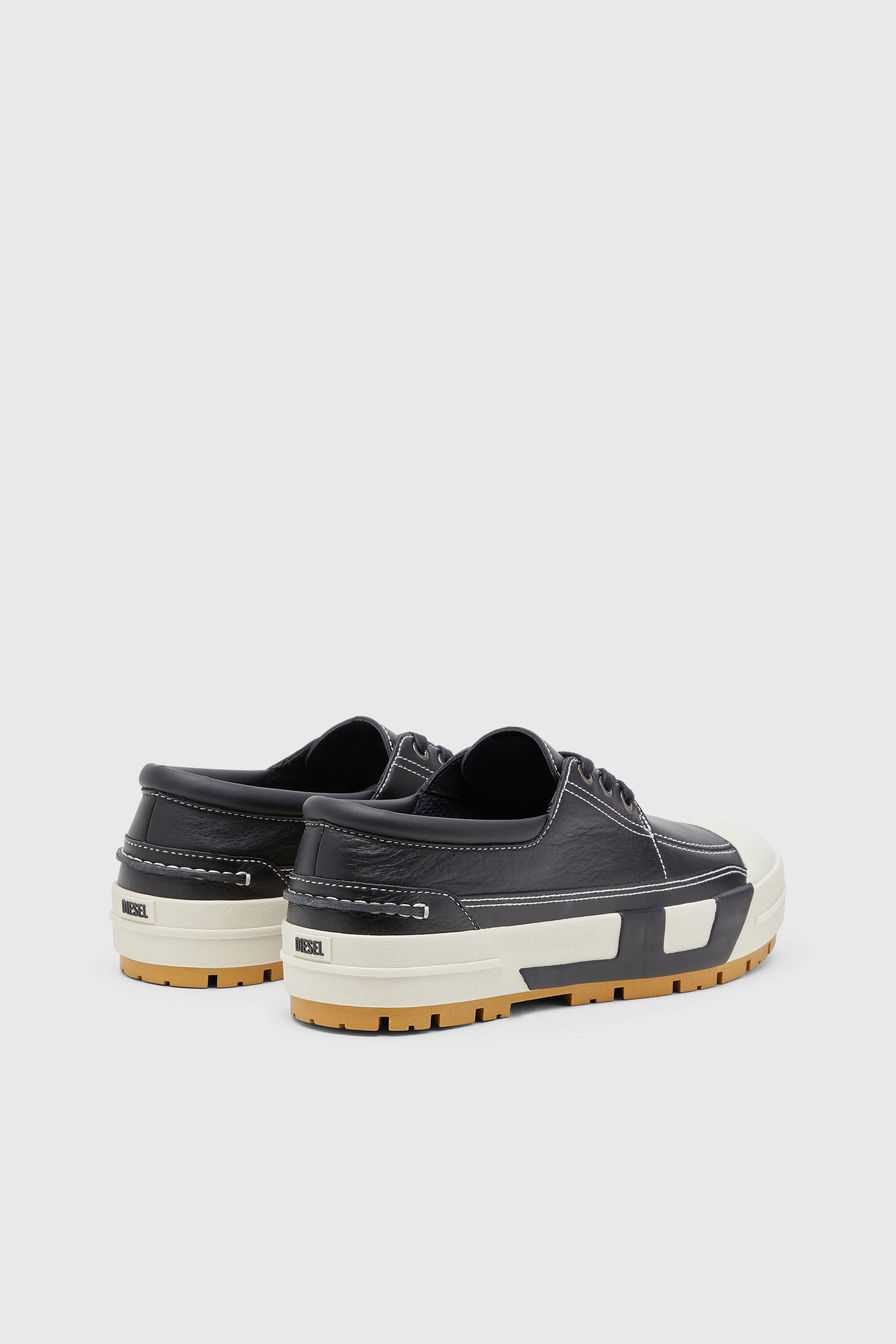 Diesel - S-D-VERSE MOCASSIN, Male's フラットシューズ in ブラック - 3