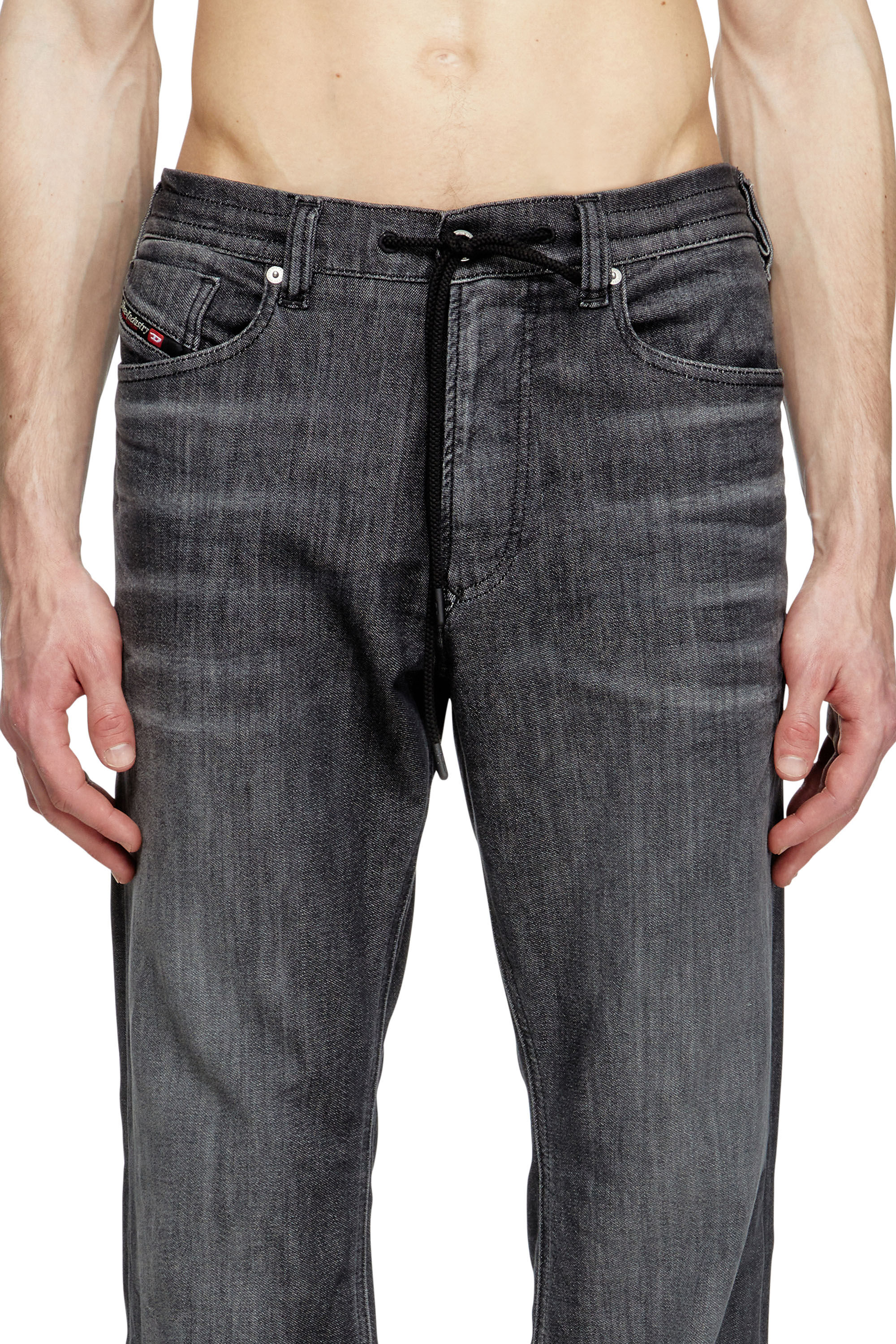 Diesel - Male's Relaxed 2080 D-Reel Joggjeans® 09M66, ブラック/ダークグレー - 5