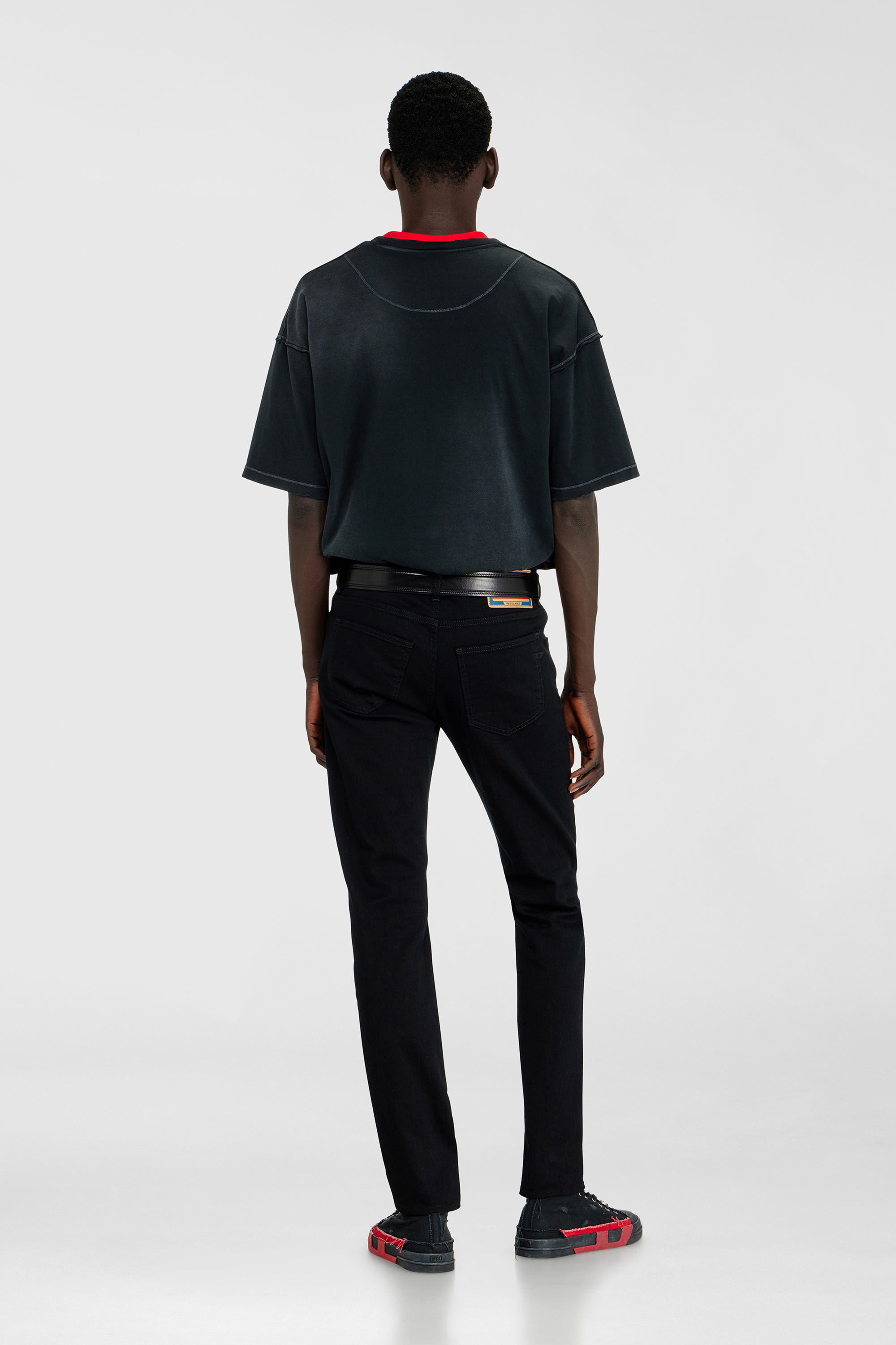 2019 D-STRUKT 069YP（MEN）: スリムデニム ｜ディーゼル（DIESEL