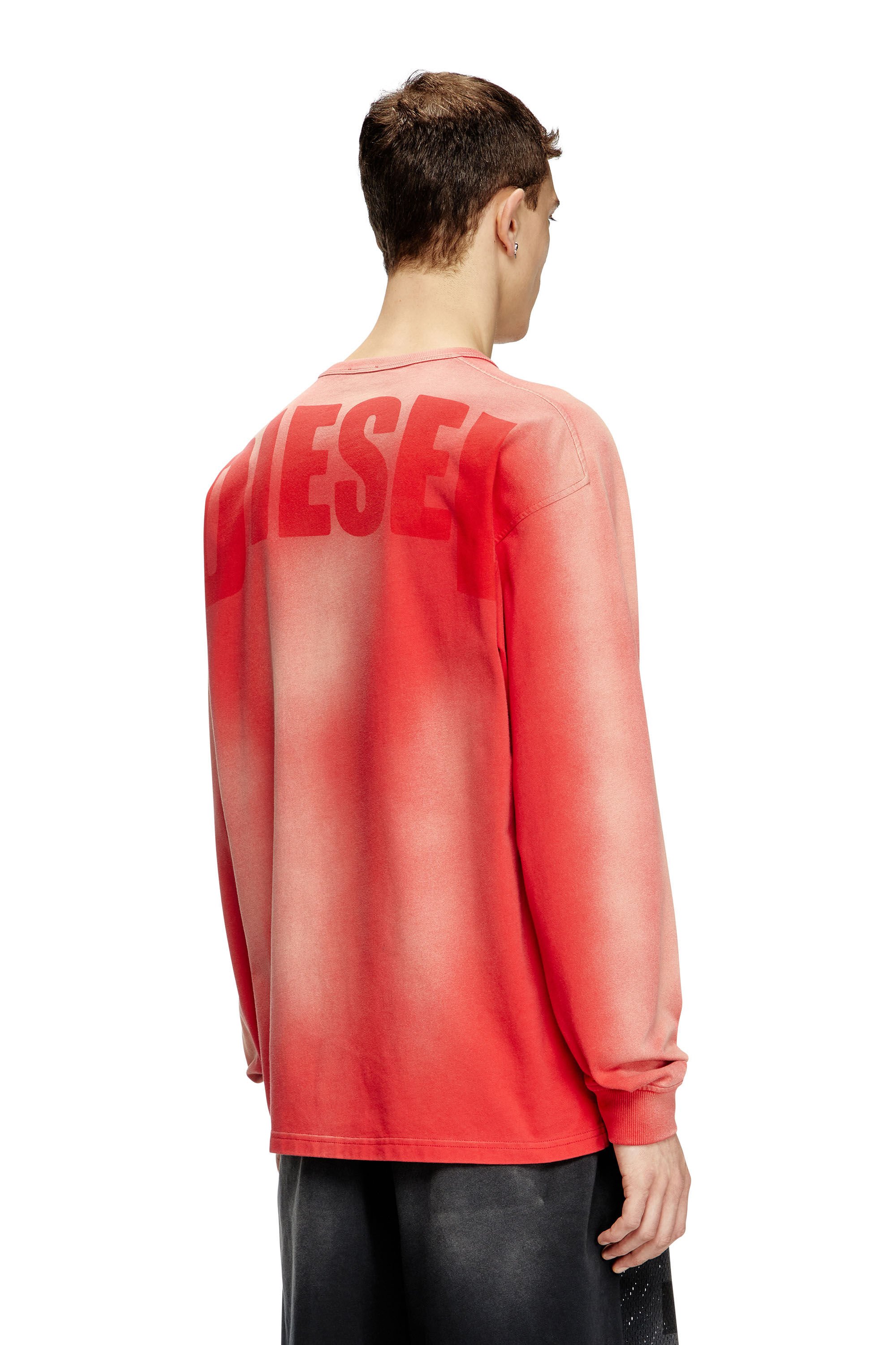 Diesel - T-ROXTER-LS-MESH, Male's Faded long-sleeve T-shirt with mesh front in レッド - 4