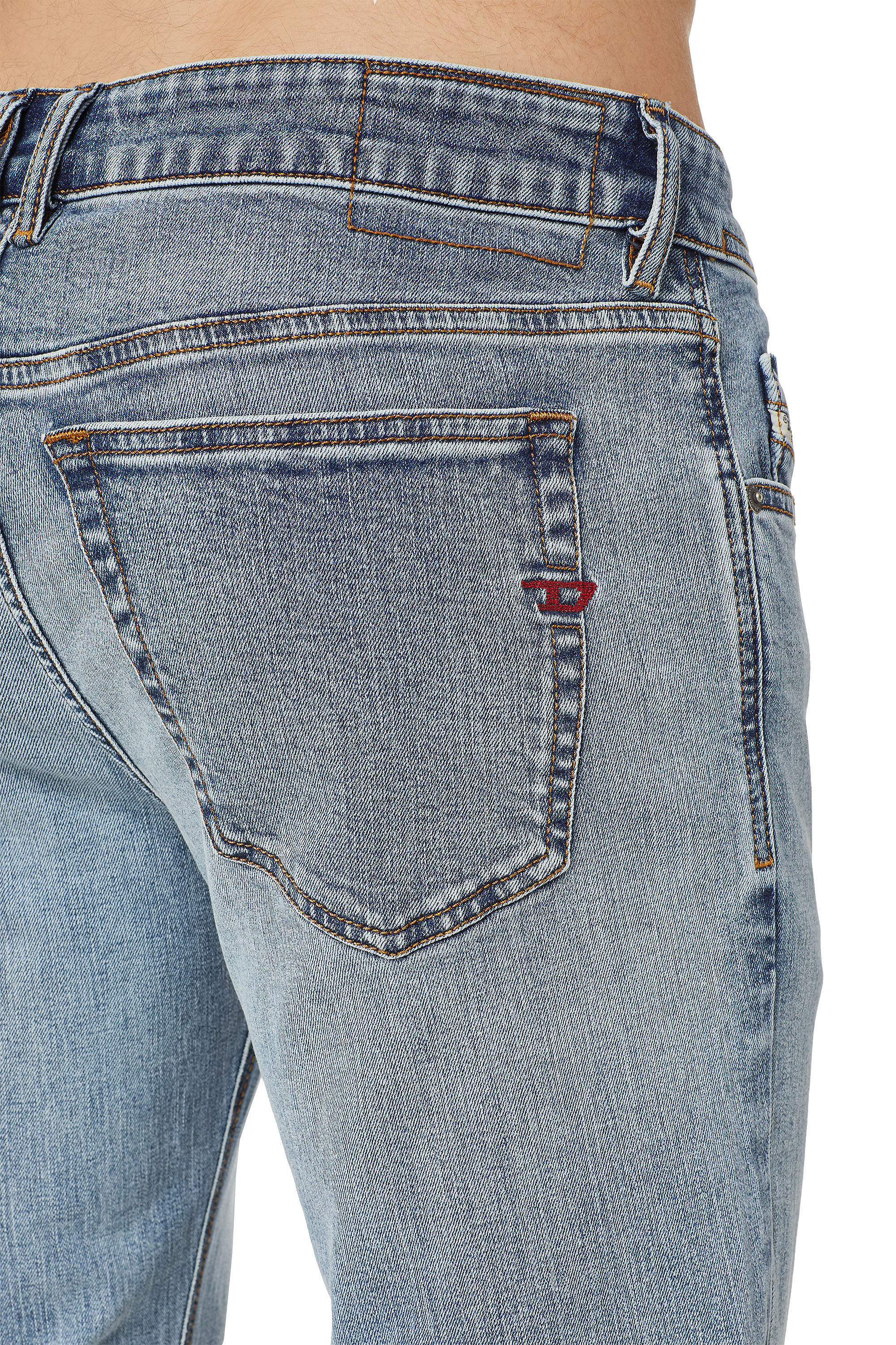 Diesel - 1979 Sleenker 069YX Skinny Jeans, ライトブルー - Image 5