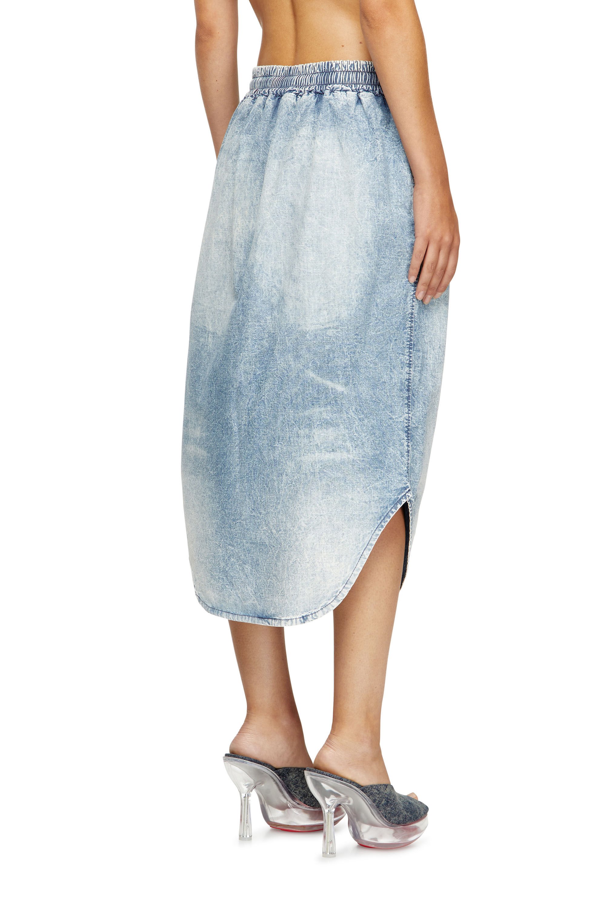 Diesel - DE-ASHLEY-S, Female's Midi skirt in marbled denim in ライトブルー - 4