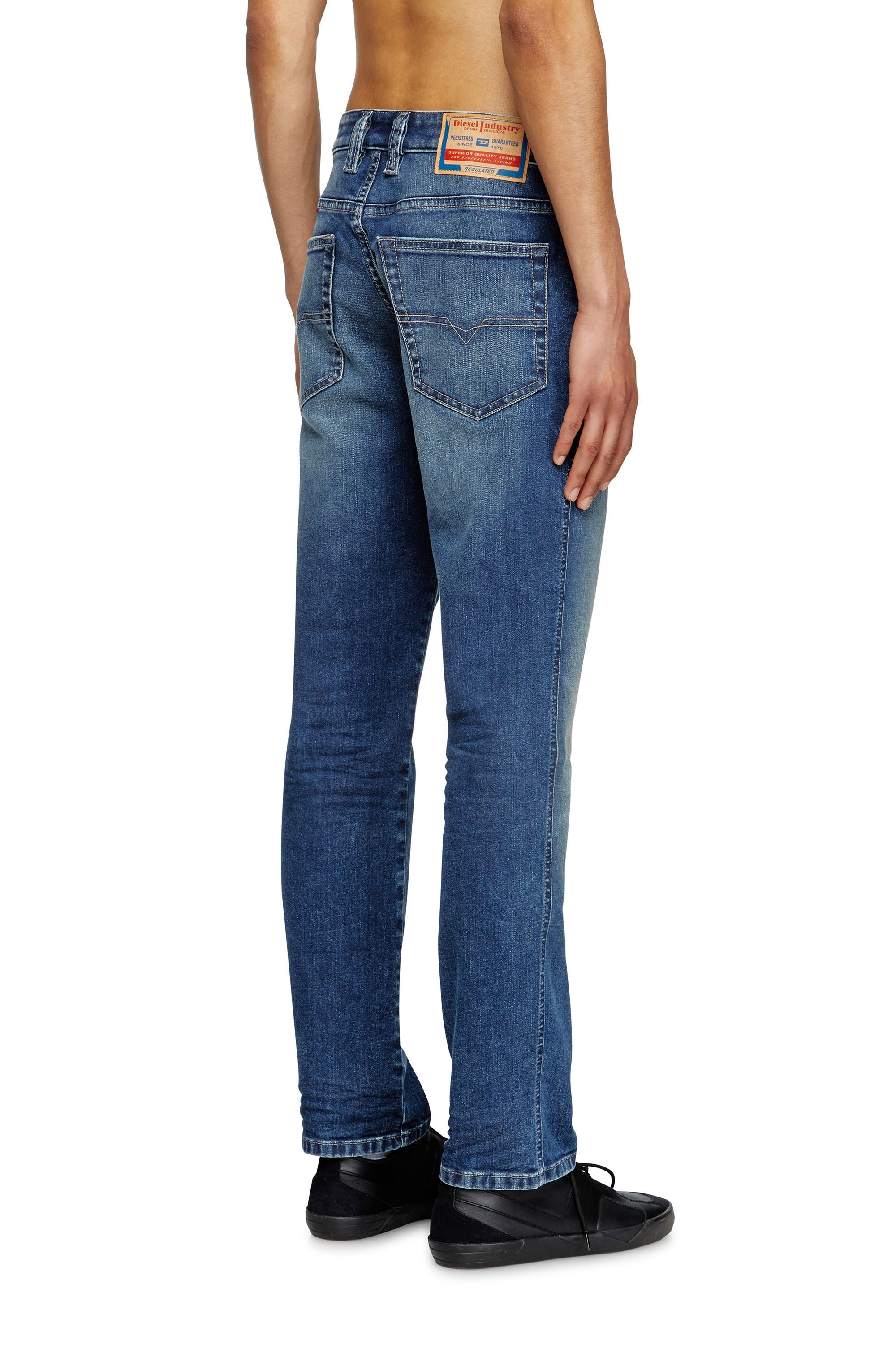 Diesel - Male's Slim Jeans 1993 D-Vyl 0DBEE, ミディアムブルー - 5