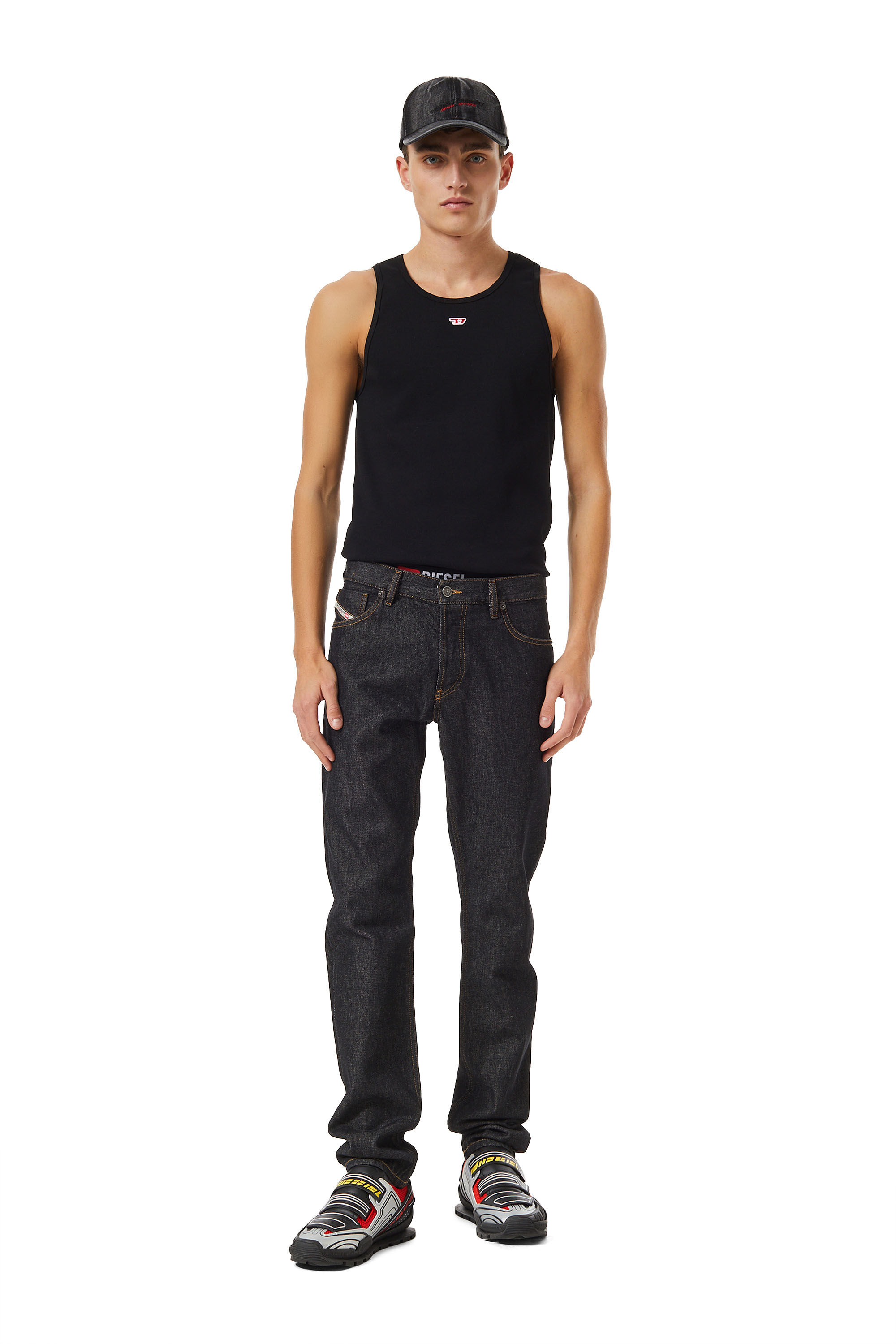 Diesel - Straight Jeans 1995 D-Sark Z9C34,  - Image 1