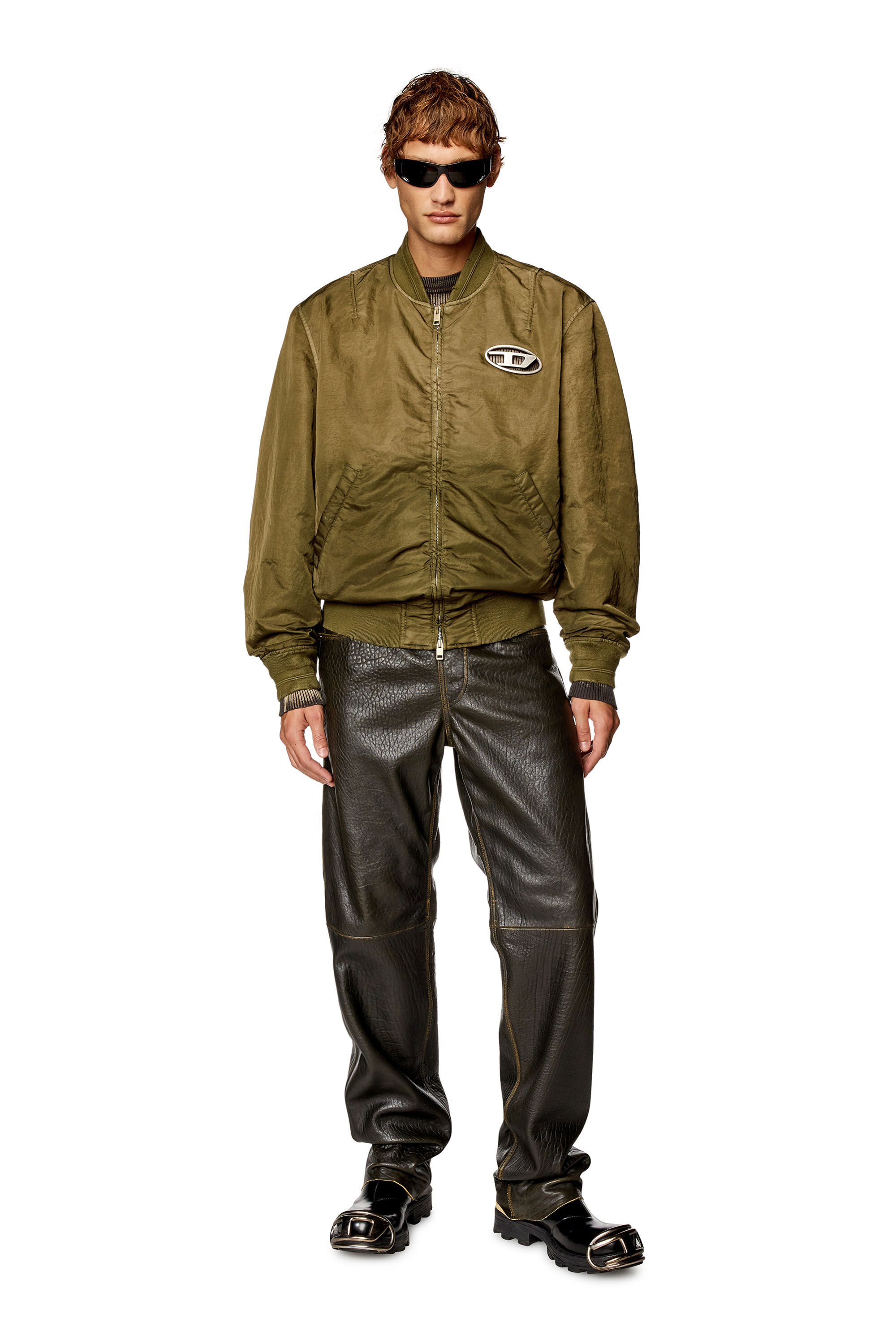 Diesel - D-HAMMER BT ZIP D, Male's D-Hammer-Leather Chelsea boots with Oval D toe caps in ブラック - 1