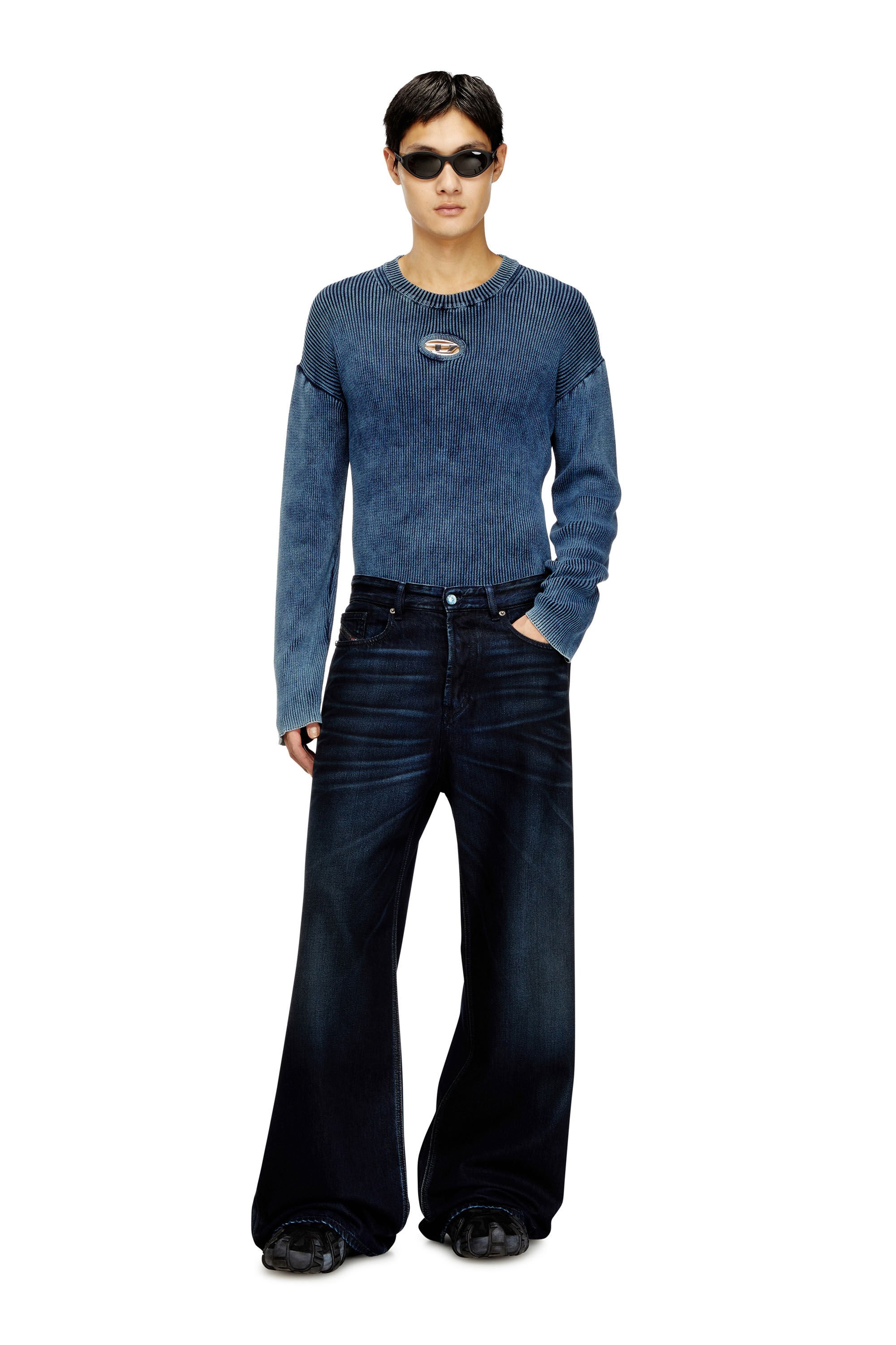 Diesel - Male's Relaxed Jeans D-Rise 09N21, ダークブルー - 1
