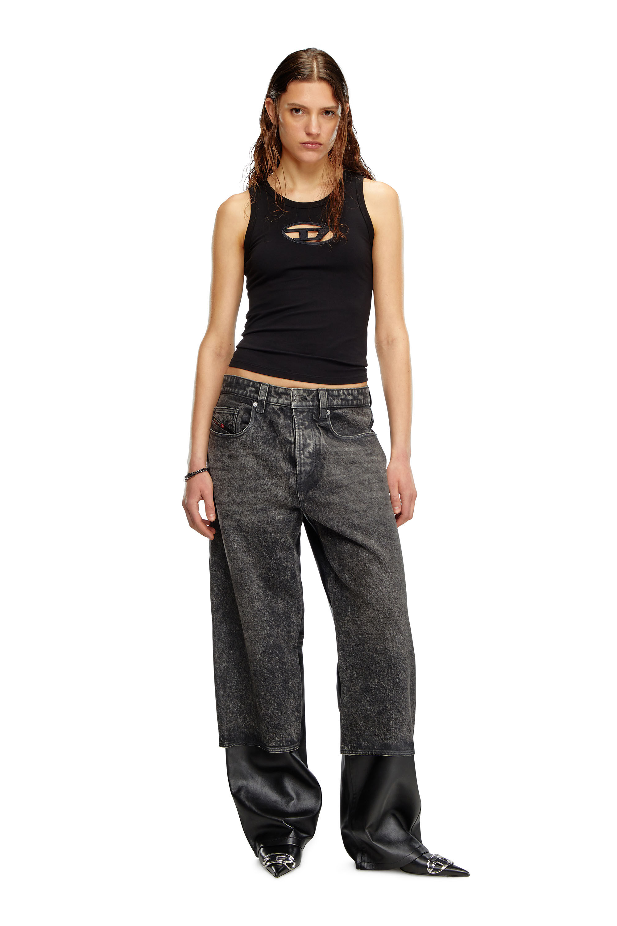 Diesel - T-LYNYS-OD, Female's Tank top with cut-out Oval D logo in ブラック - 1