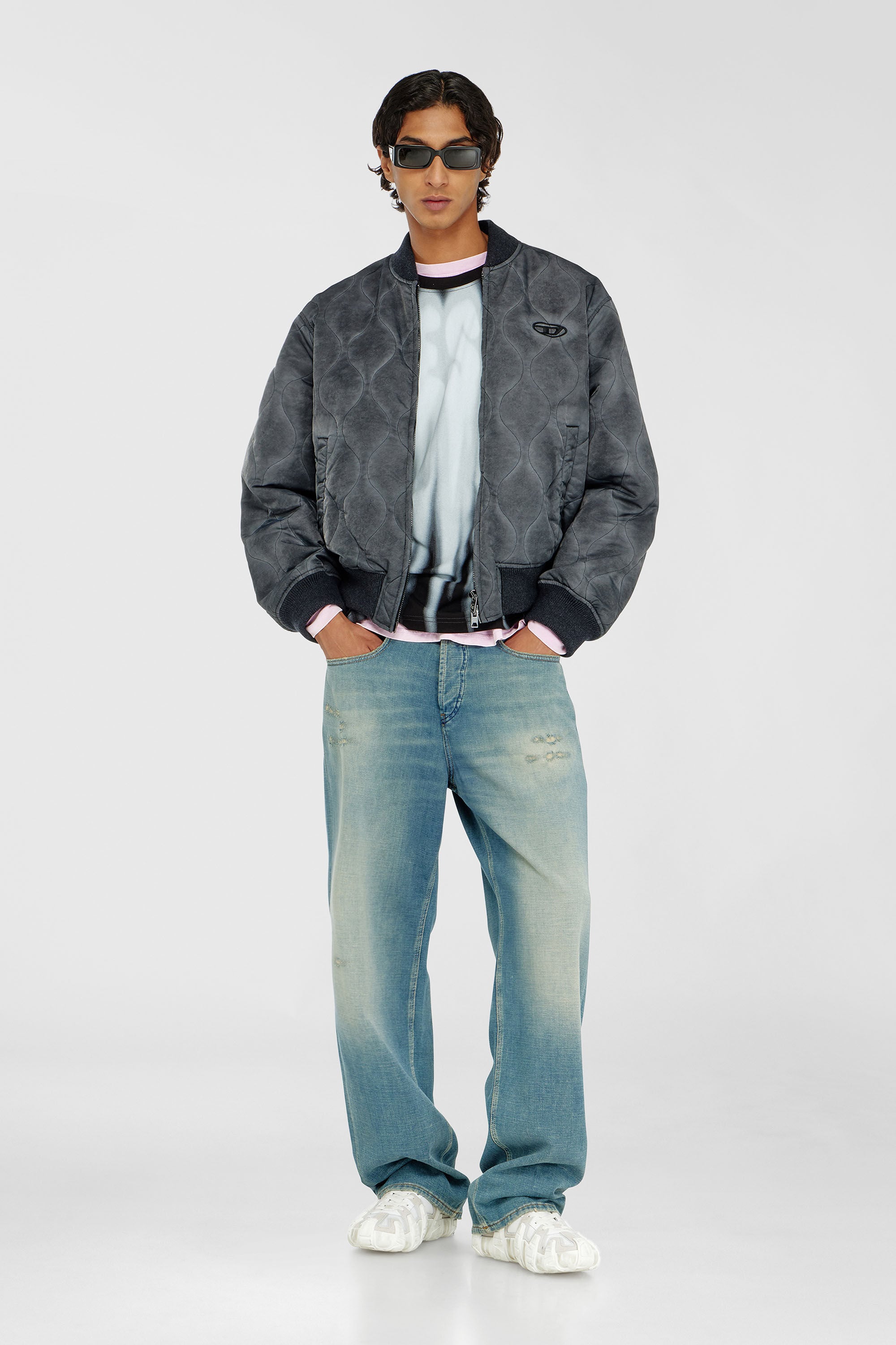 Diesel - T-BOXT-AA1, Male's Tシャツ in ホワイト/ブラック - 1