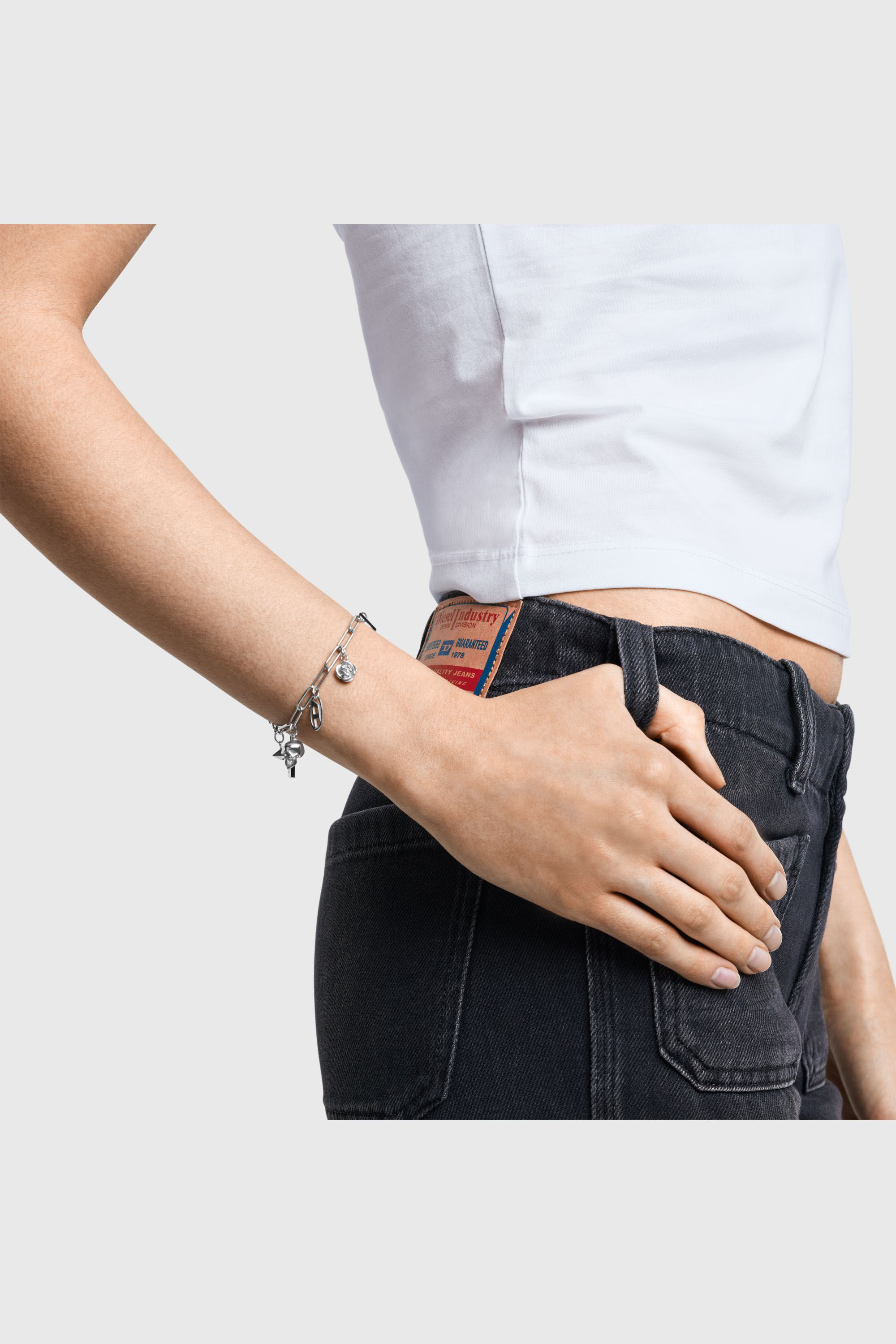 DIESEL Dx1604040 ブレスレット DX1604040 ブレスレット｜シルバー｜ウィメンズ｜DIESEL