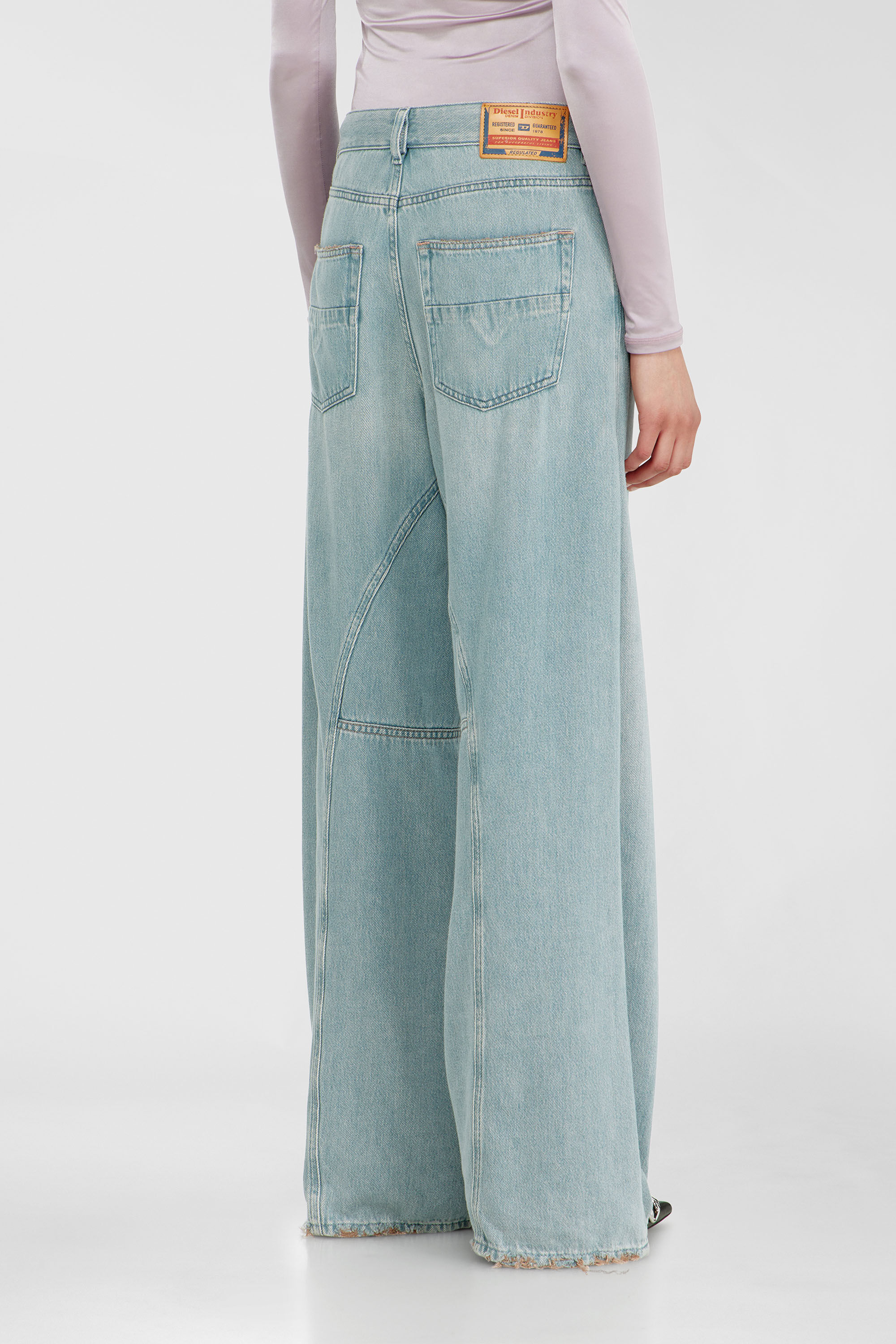 Diesel - Female's Relaxed Jeans 1996 D-Sire 09P84, ライトブルー - 5