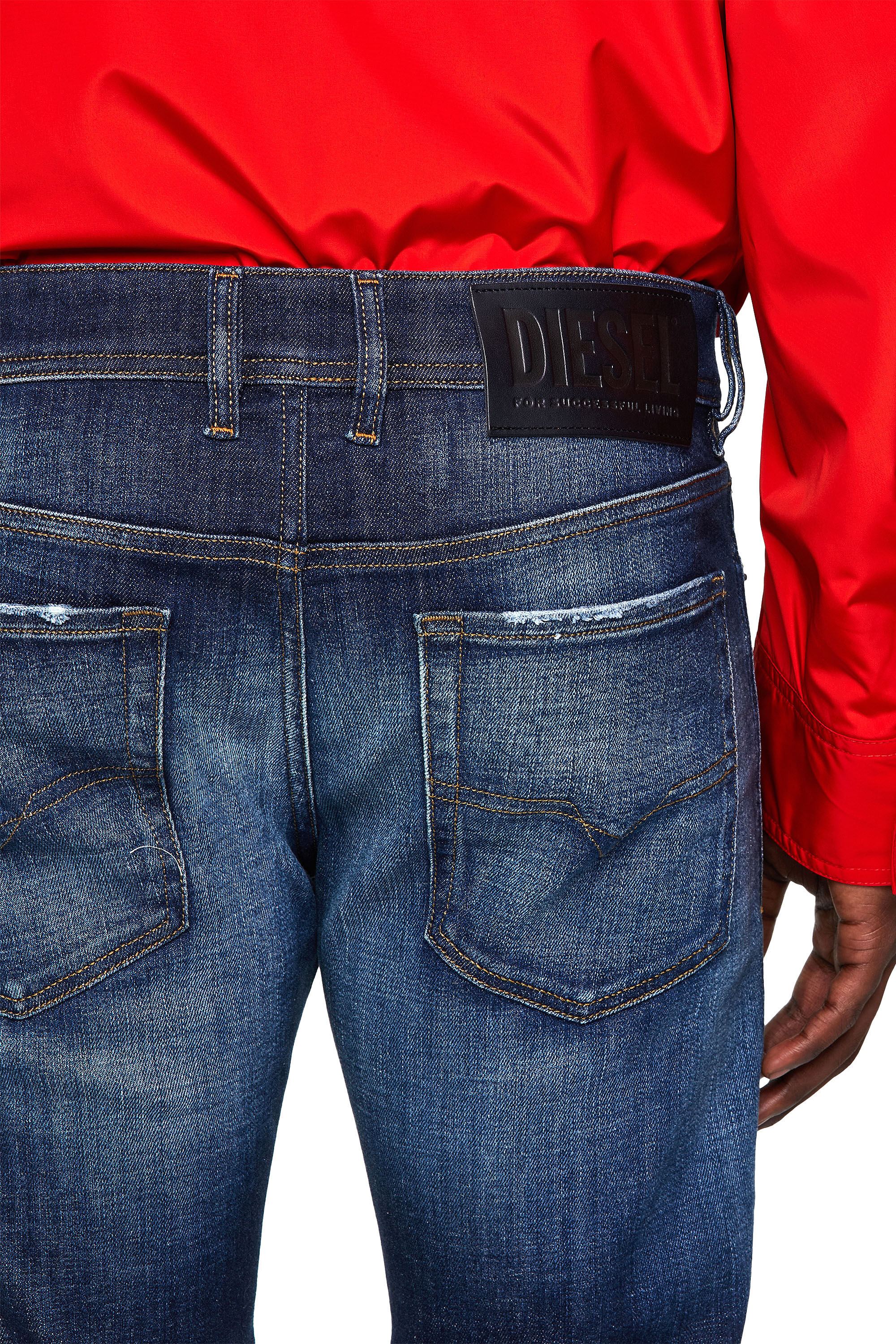 Diesel - 1979 SLEENKER 09A27 Skinny Jeans,  - Image 4