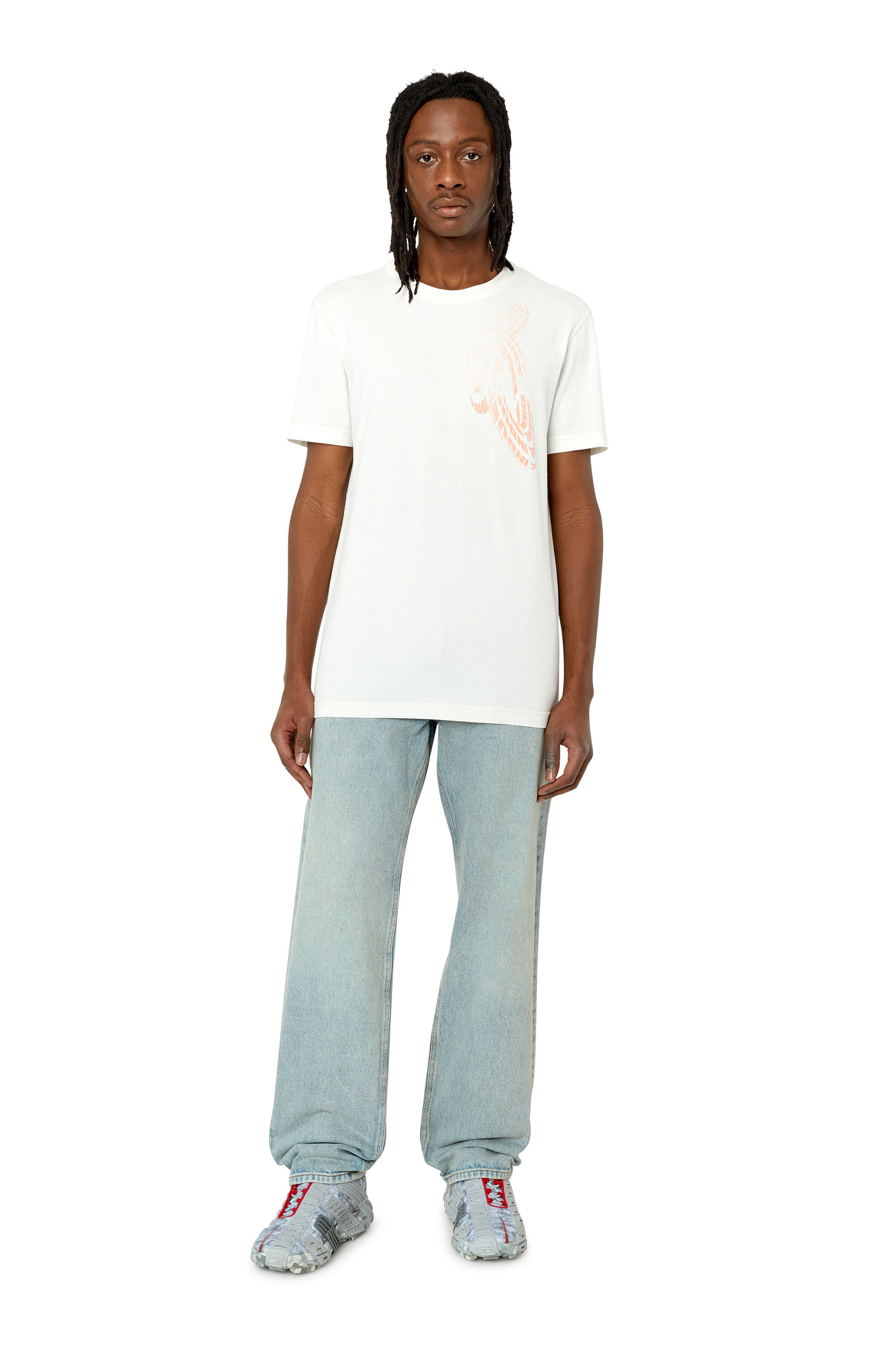 Diesel - T-DIEGOR-G3, Male's Tシャツ サーモクロミックプリント in ホワイト - 1