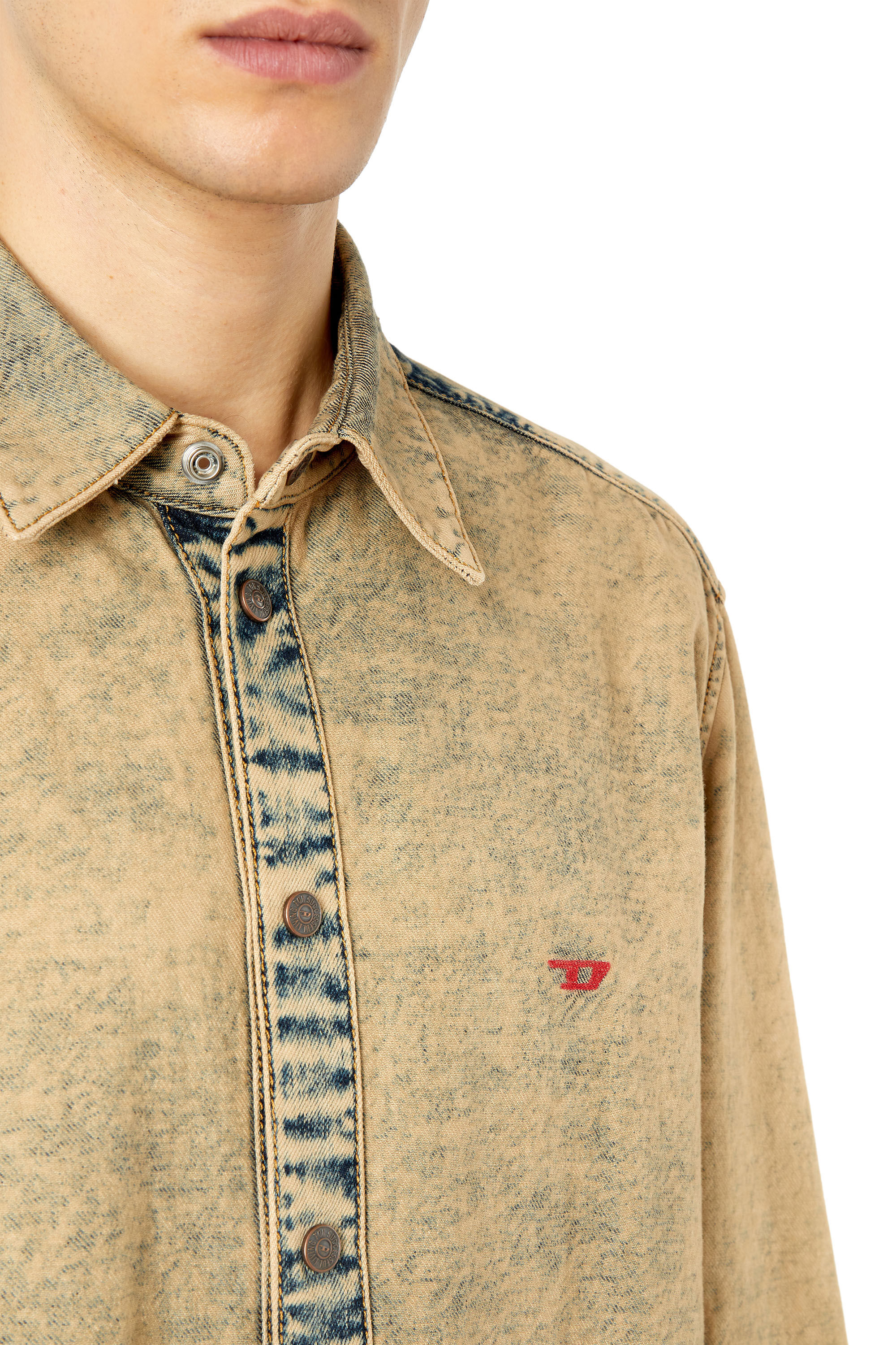 Diesel - D-SIMPLY-OVER, Male's デニム シャツ in ベージュ - 4