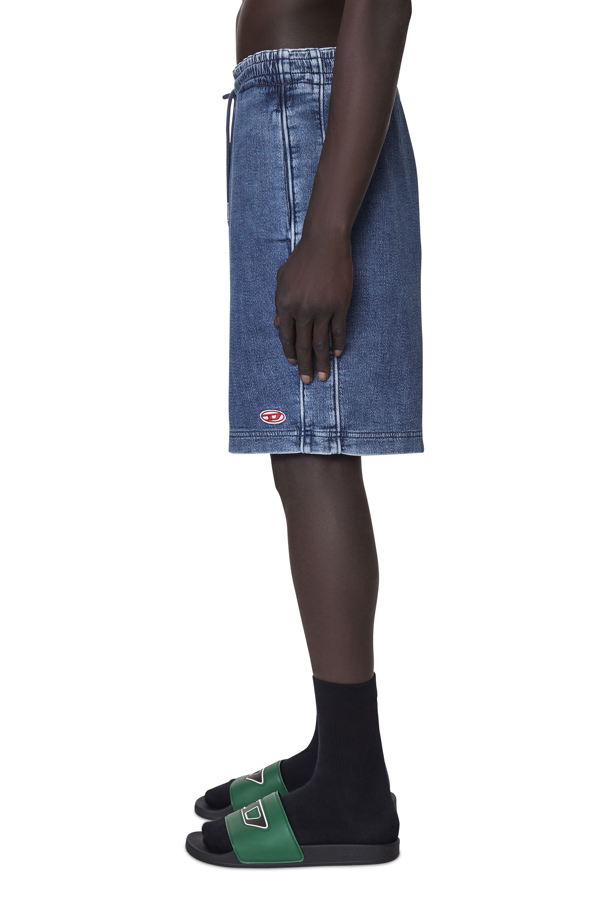 Diesel - D-BOXY TRACK DENIM SHORTS, Male's トラックデニム ショート in ミディアムブルー - 6