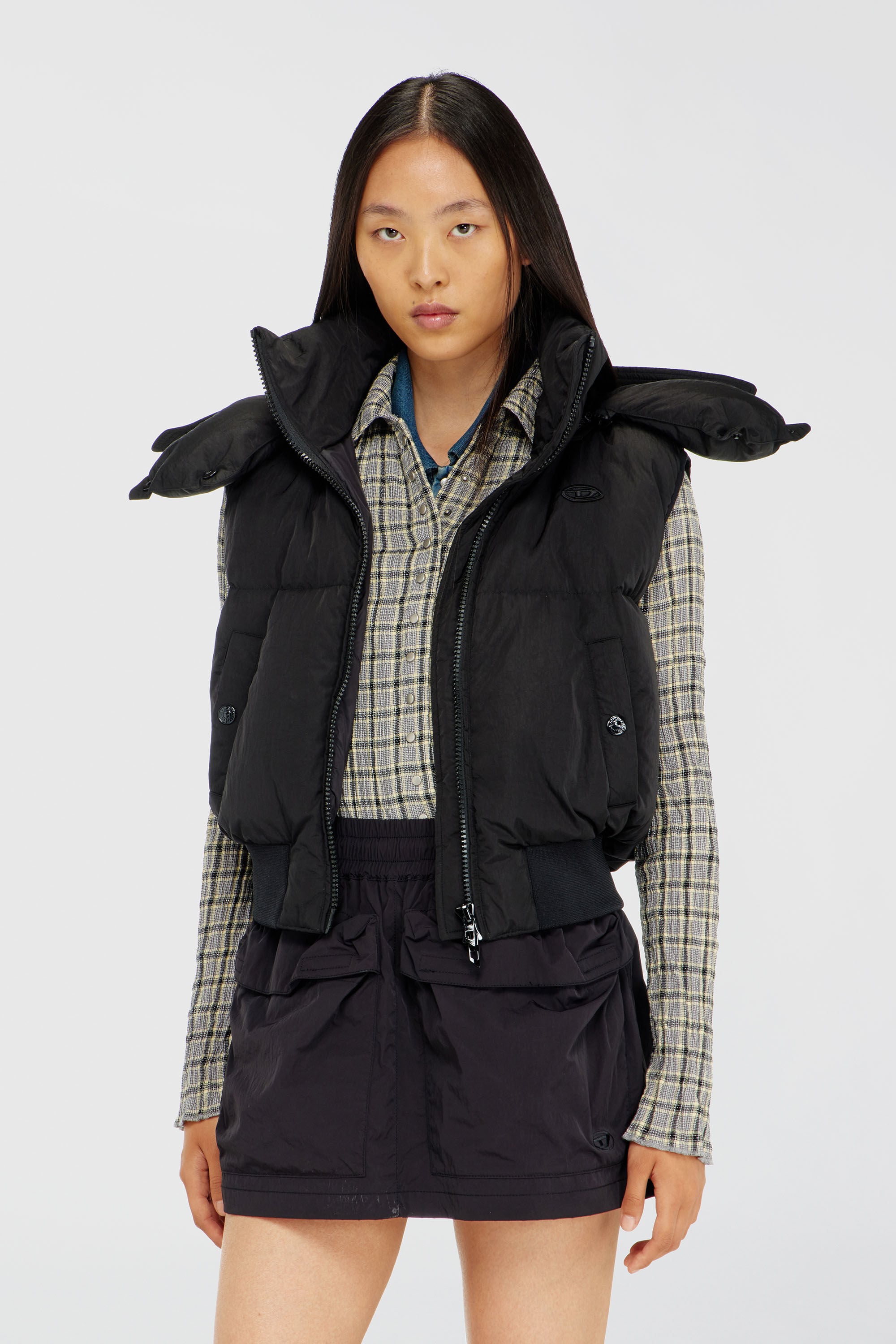 Diesel - W-PEYT-SSL-NEW-WD, Female's ダウンベスト in ブラック - 3