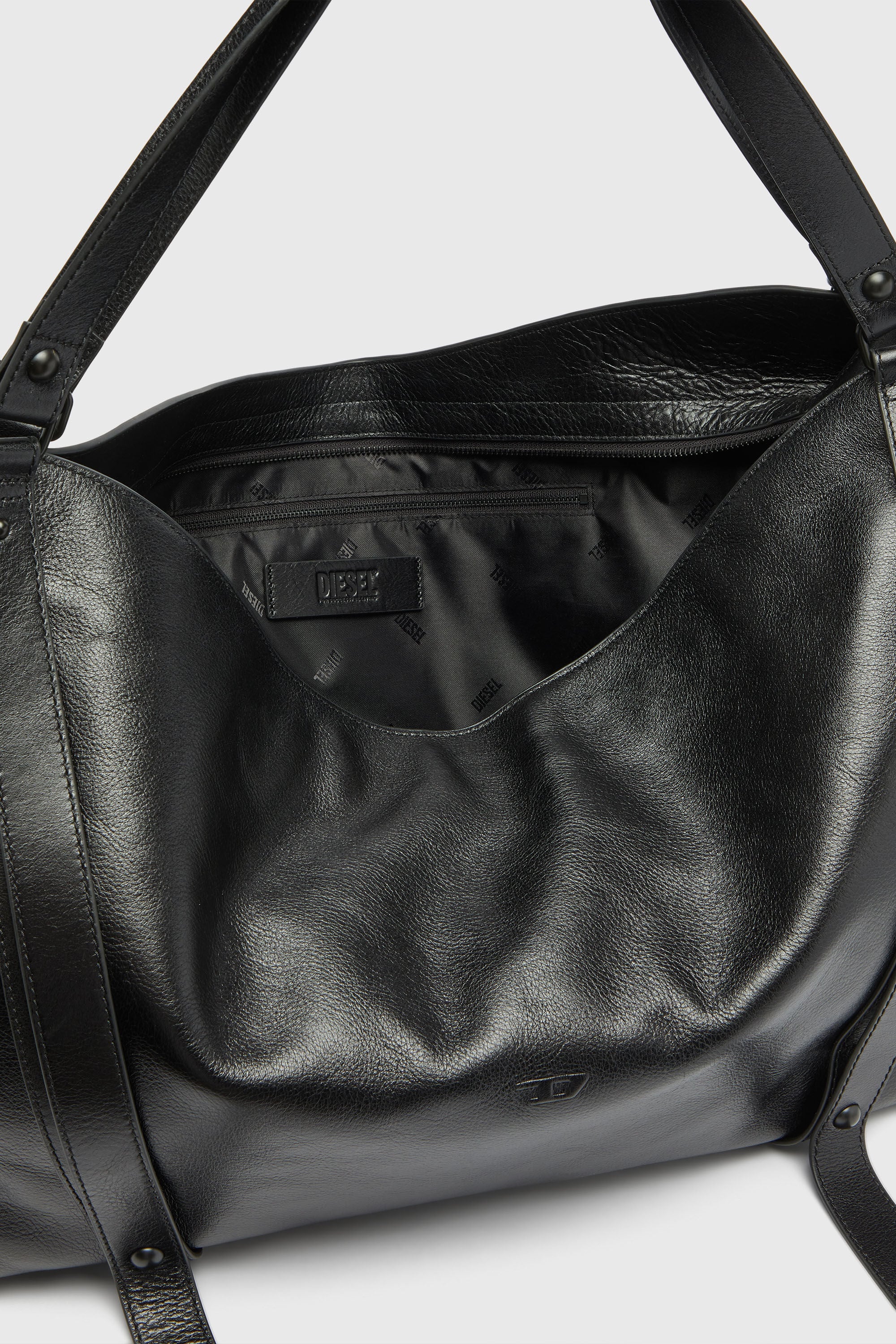 Diesel - D-ONE DUFFLE 48H, Unisex's D-One-Duffle bag in leather in ブラック - 4