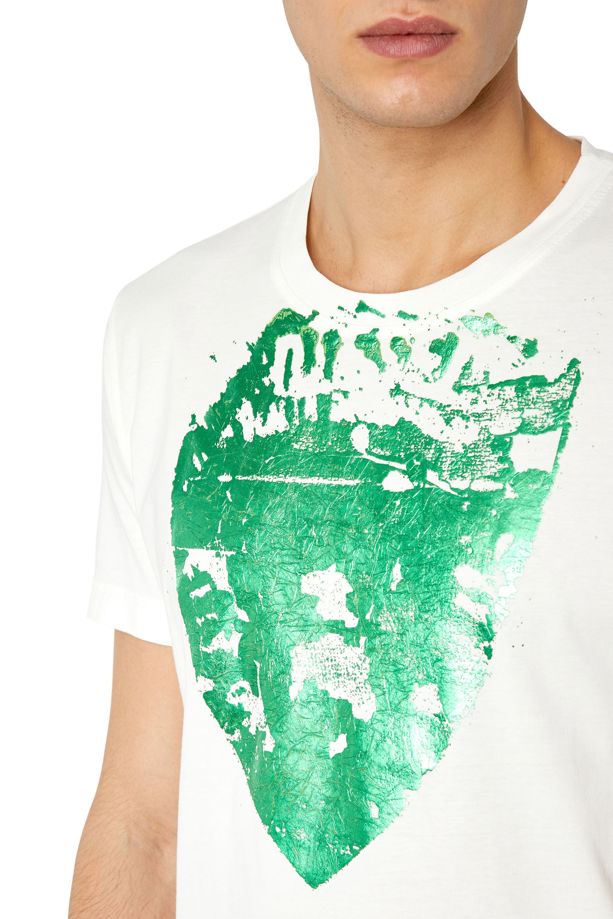 Diesel - T-DIEGOR-G11, Male's Tシャツ ガーメントダイ スリムフィット in ホワイト - 4